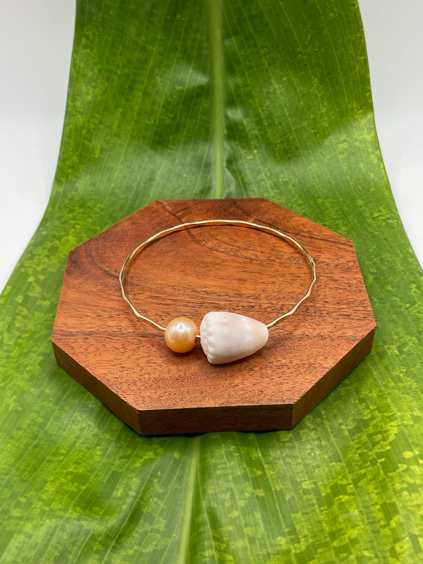 Fiji Bangles Size 8"