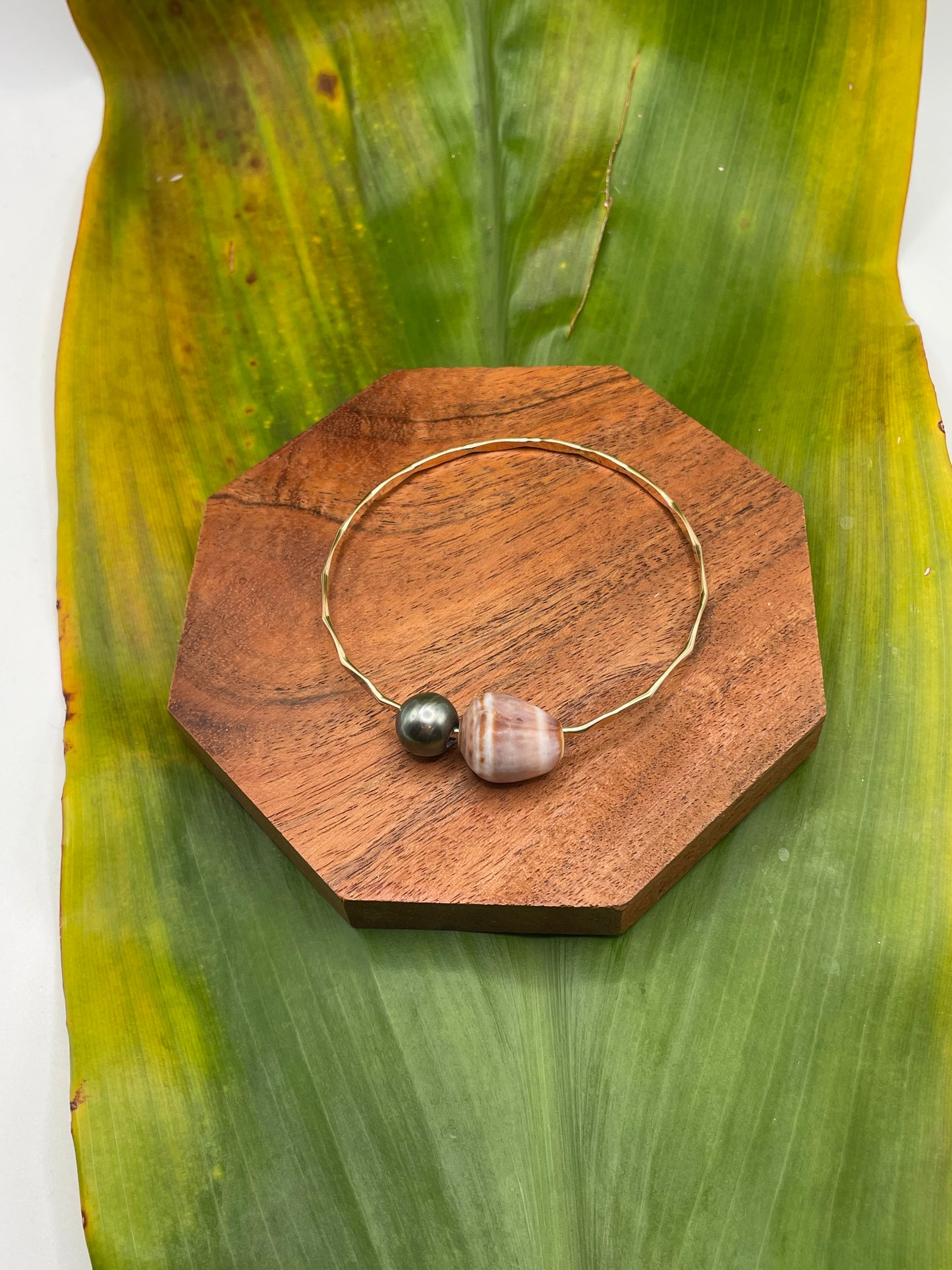 7.5" Brown Cone Bangle Gold Filled