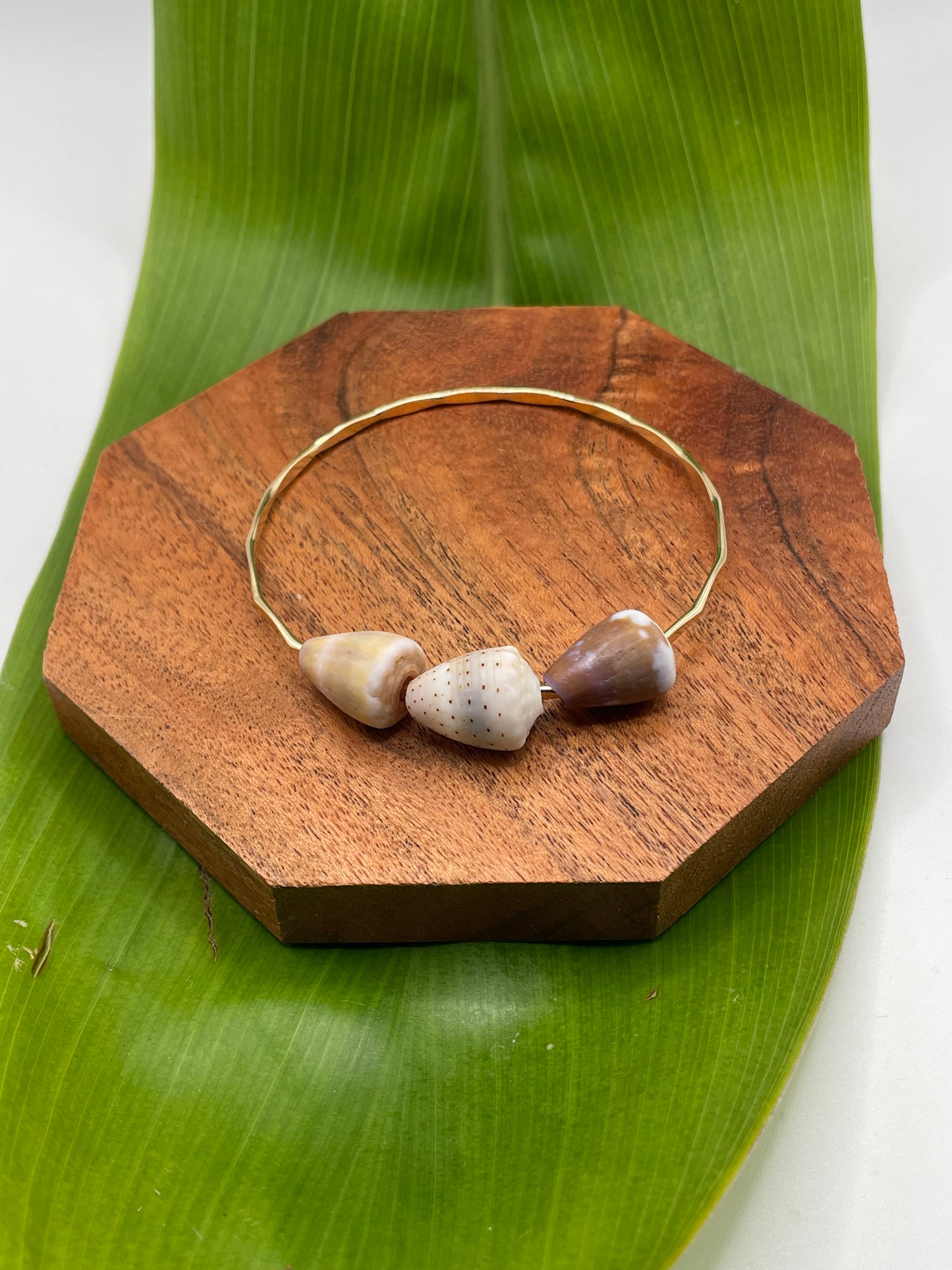7.5" Trio Cone Shell Bangle Gold Filled