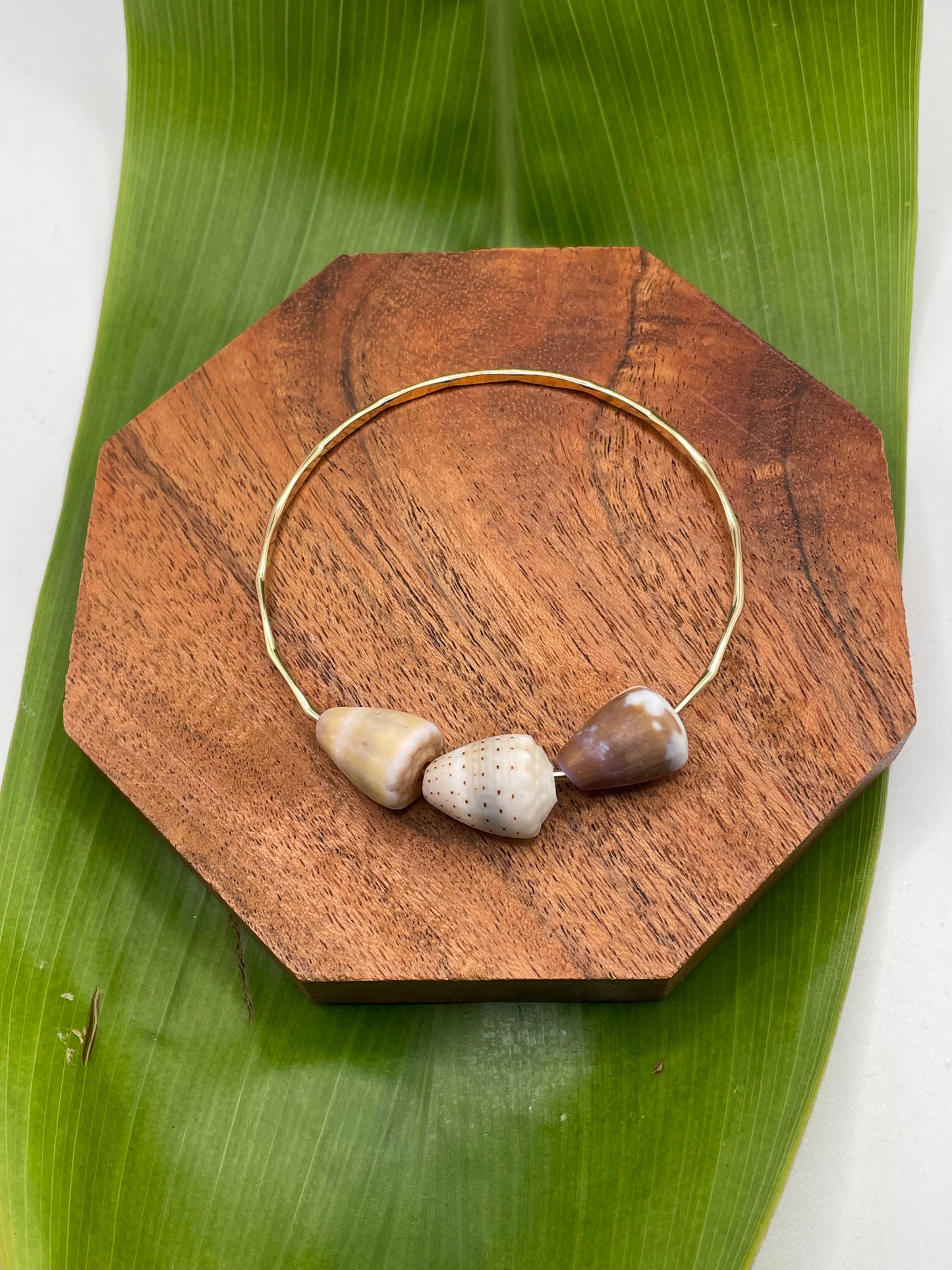 7.5" Trio Cone Shell Bangle Gold Filled