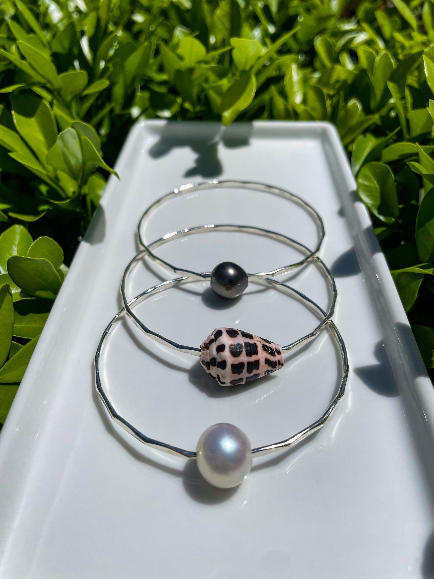 Dark Tahitian Pearl Bangle