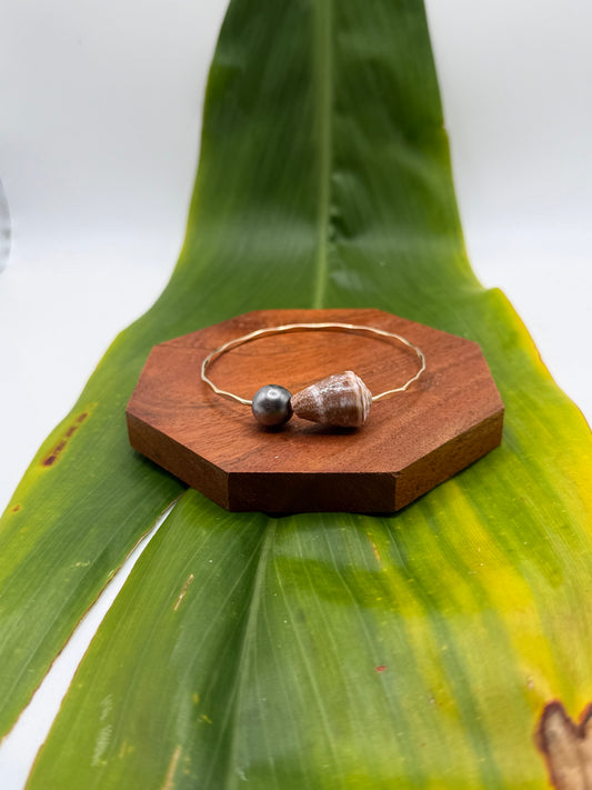 Tahitian Bangle Size 8" Gold Filled