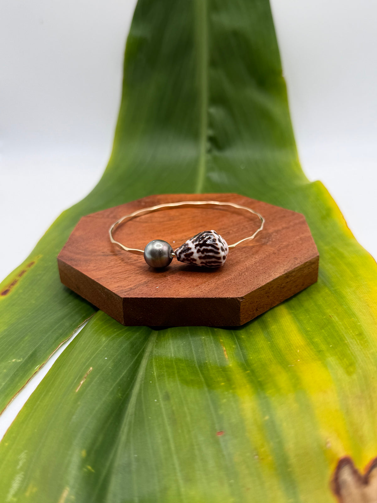 Tahitian Bangle Size 8" Gold Filled