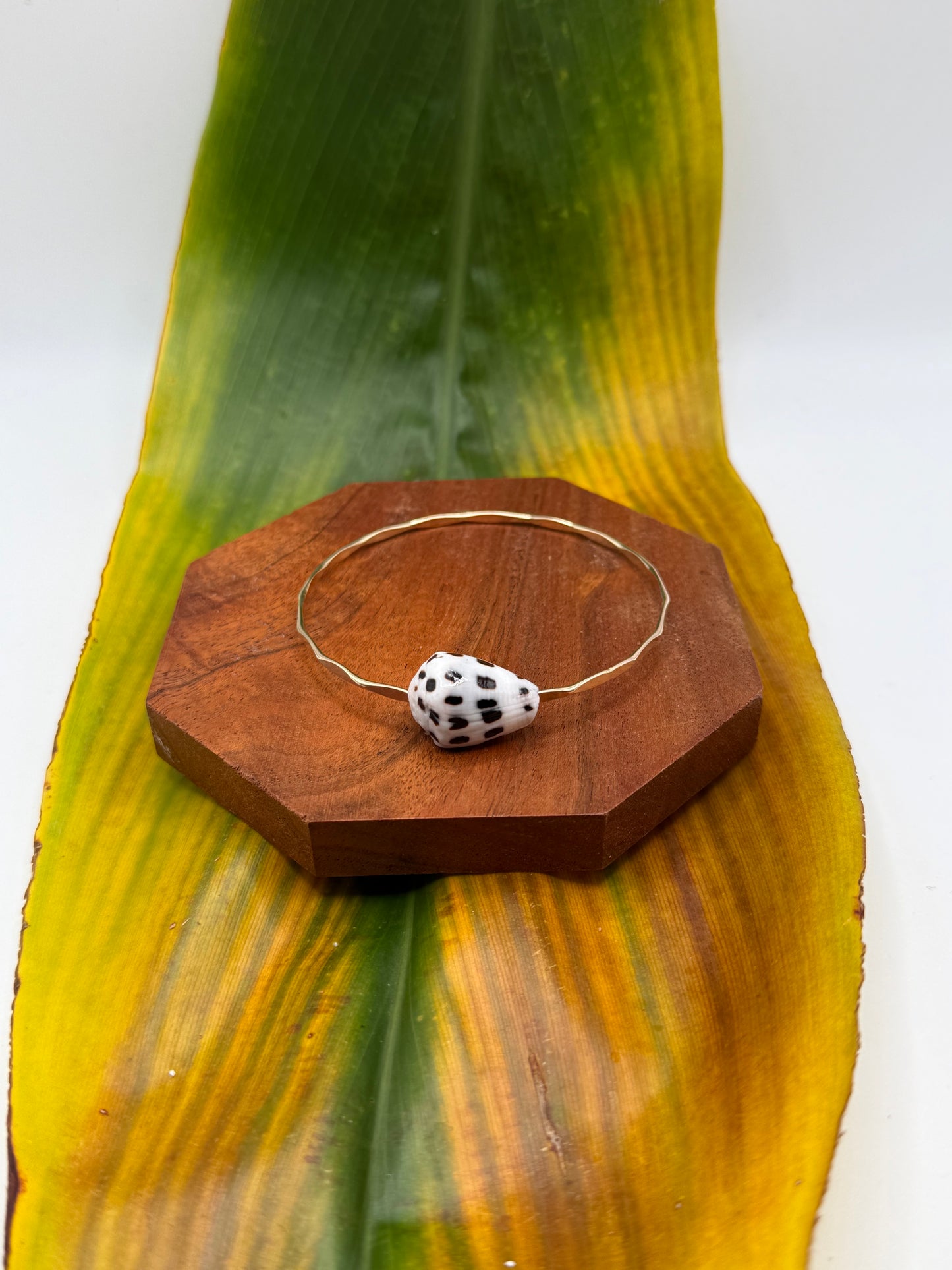 Tahitian Bangle Size 8" Gold Filled