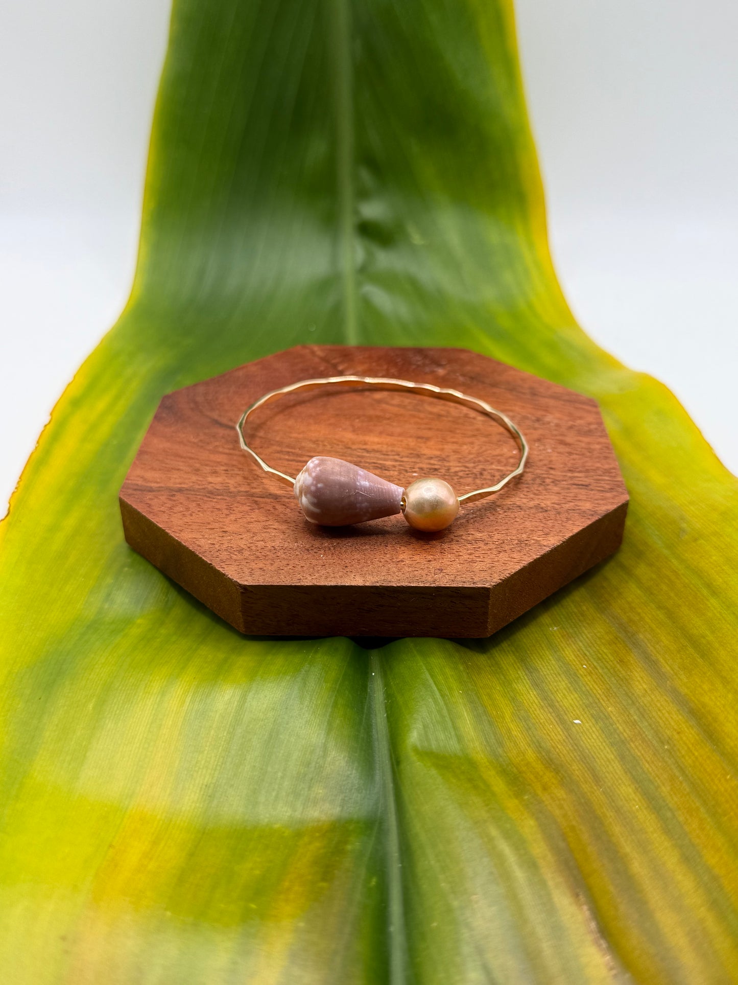 Tahitian Bangle Size 7.5" Gold Filled