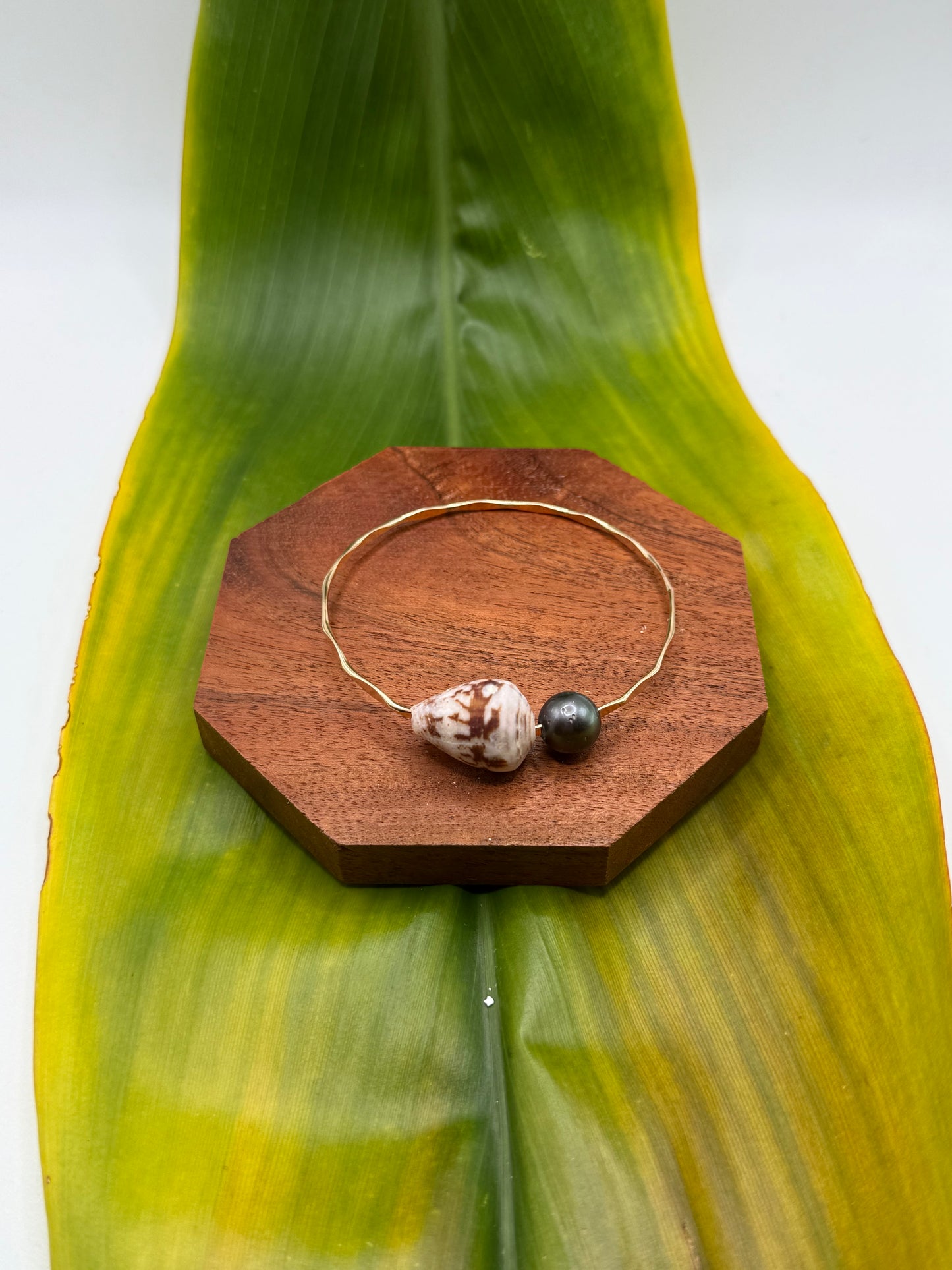 Tahitian Bangle Size 8" Gold Filled