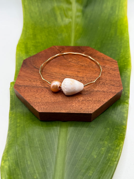 Fiji Bangle Size 7.5" Gold Filled