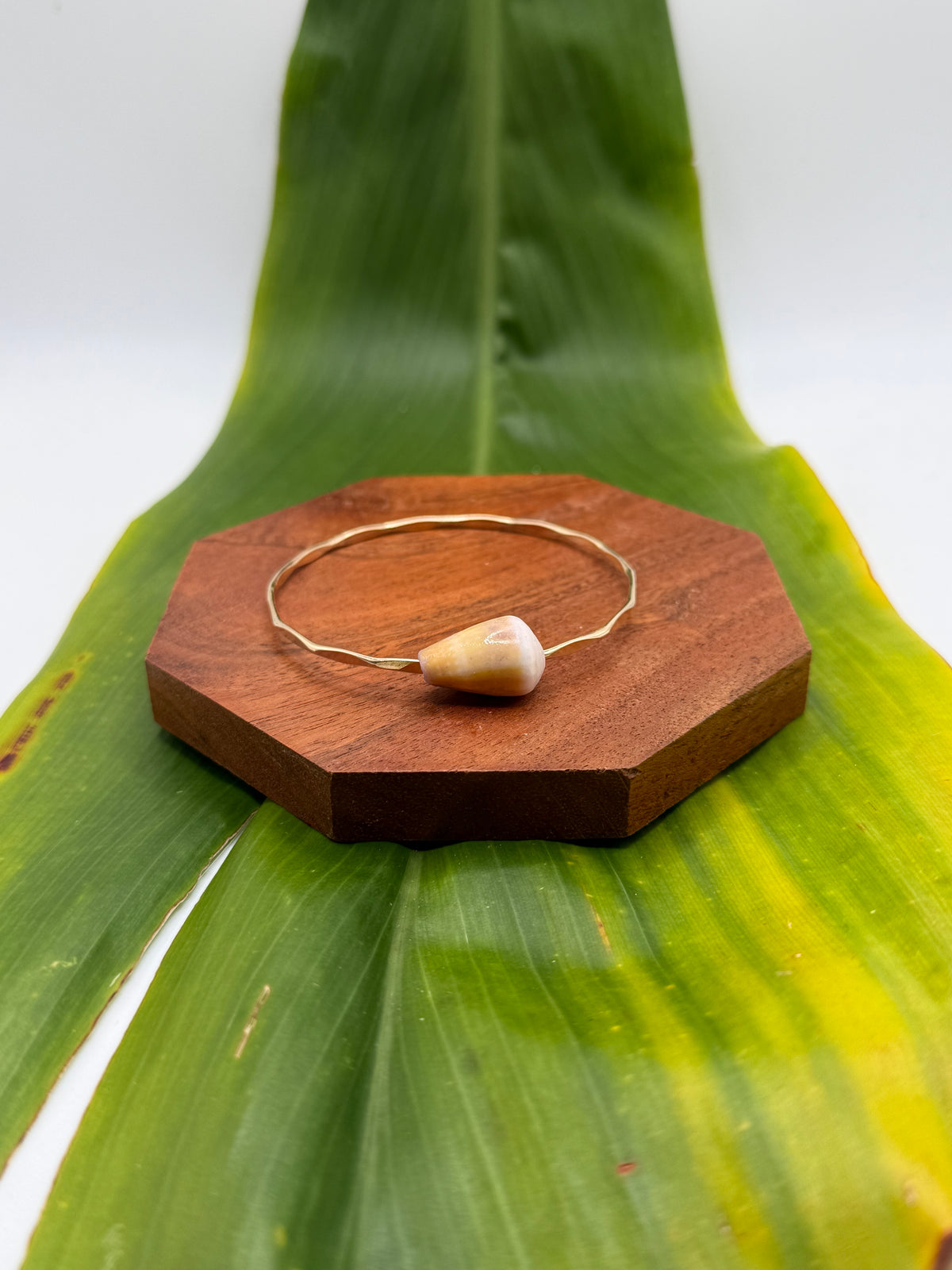 Tahitian Bangle Size 7.5" Gold Filled