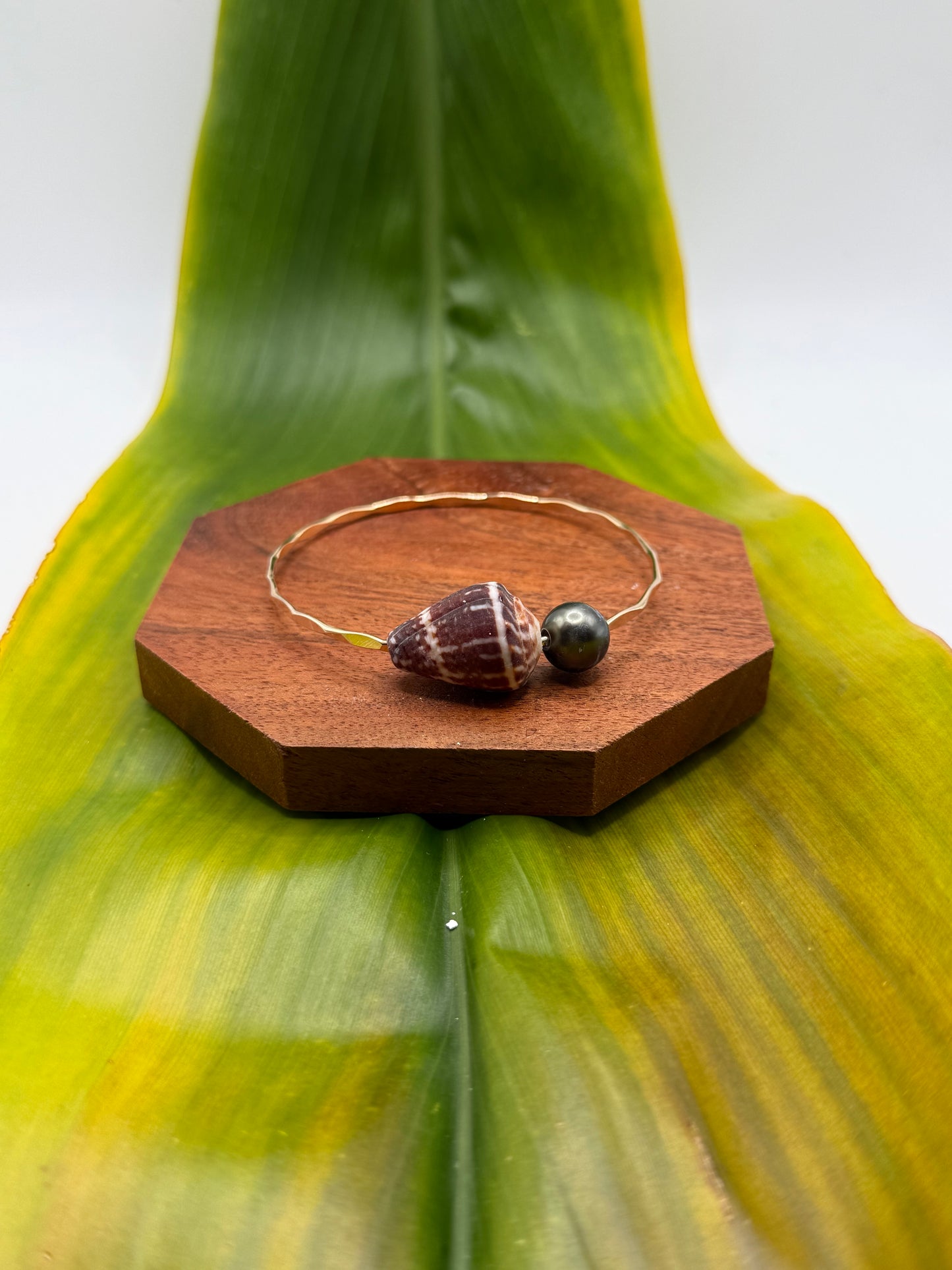 Tahitian Bangle Size 8" Gold Filled