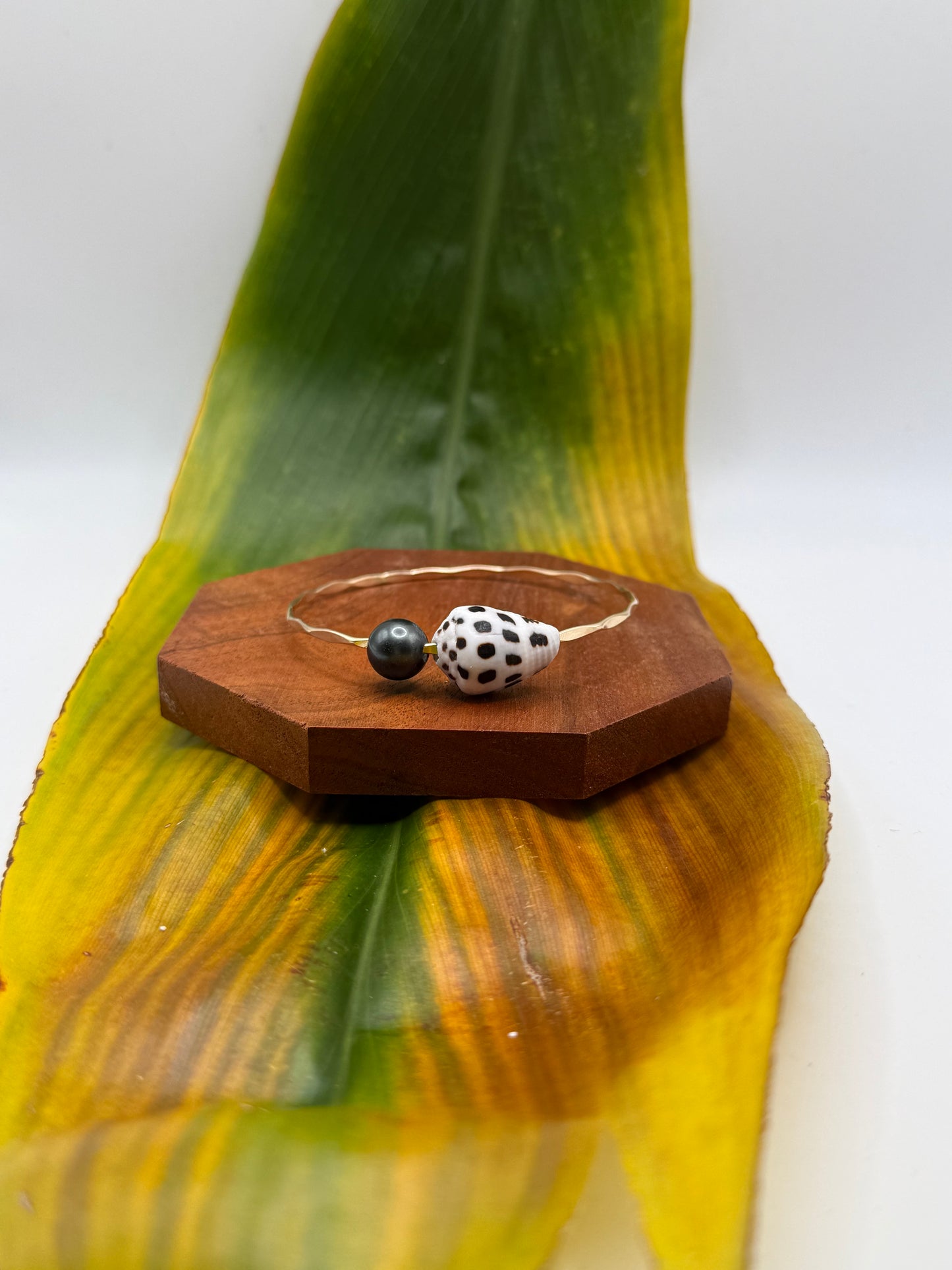 Tahitian Bangle Size 8" Gold Filled