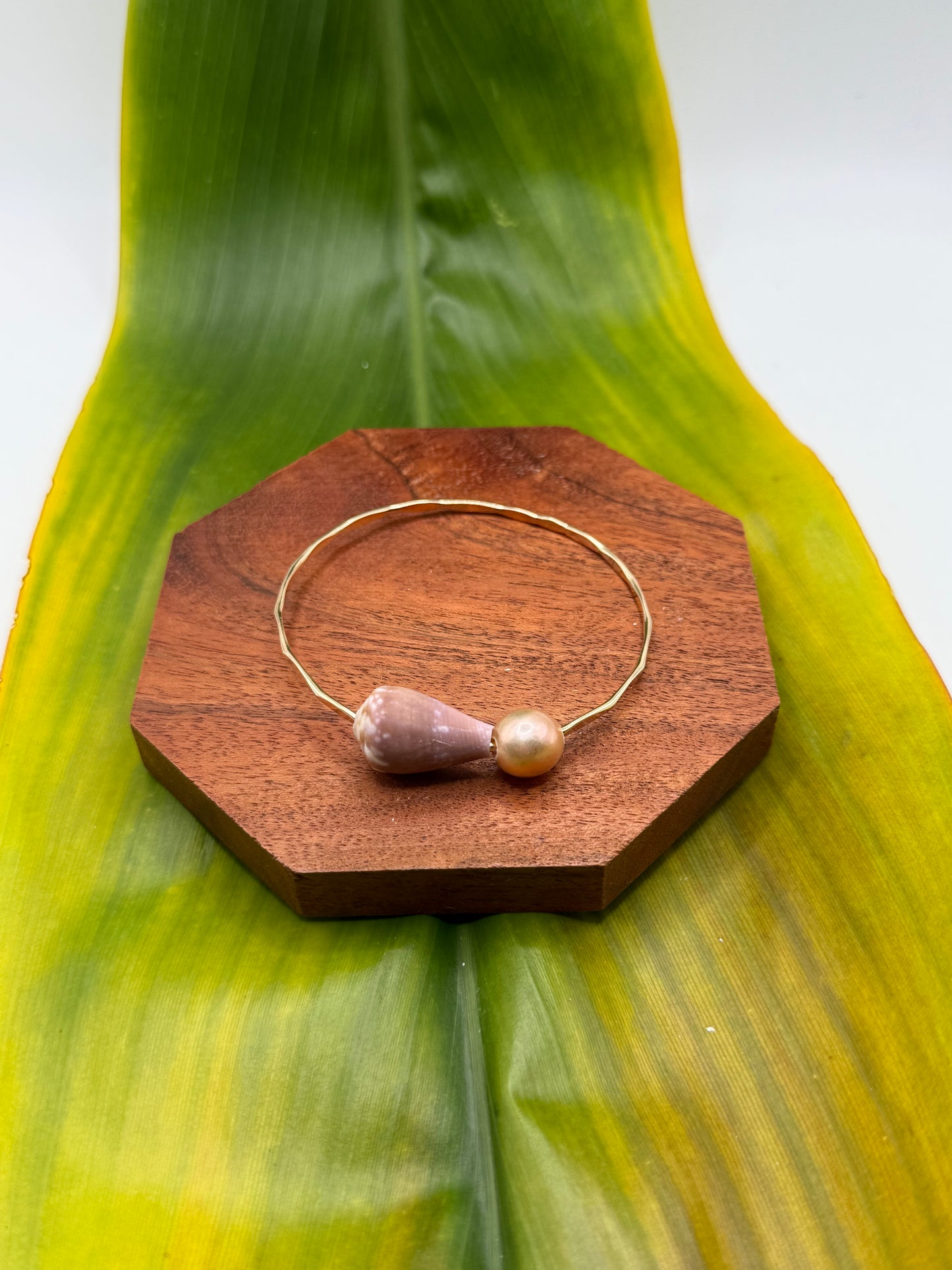 Tahitian Bangle Size 7.5" Gold Filled