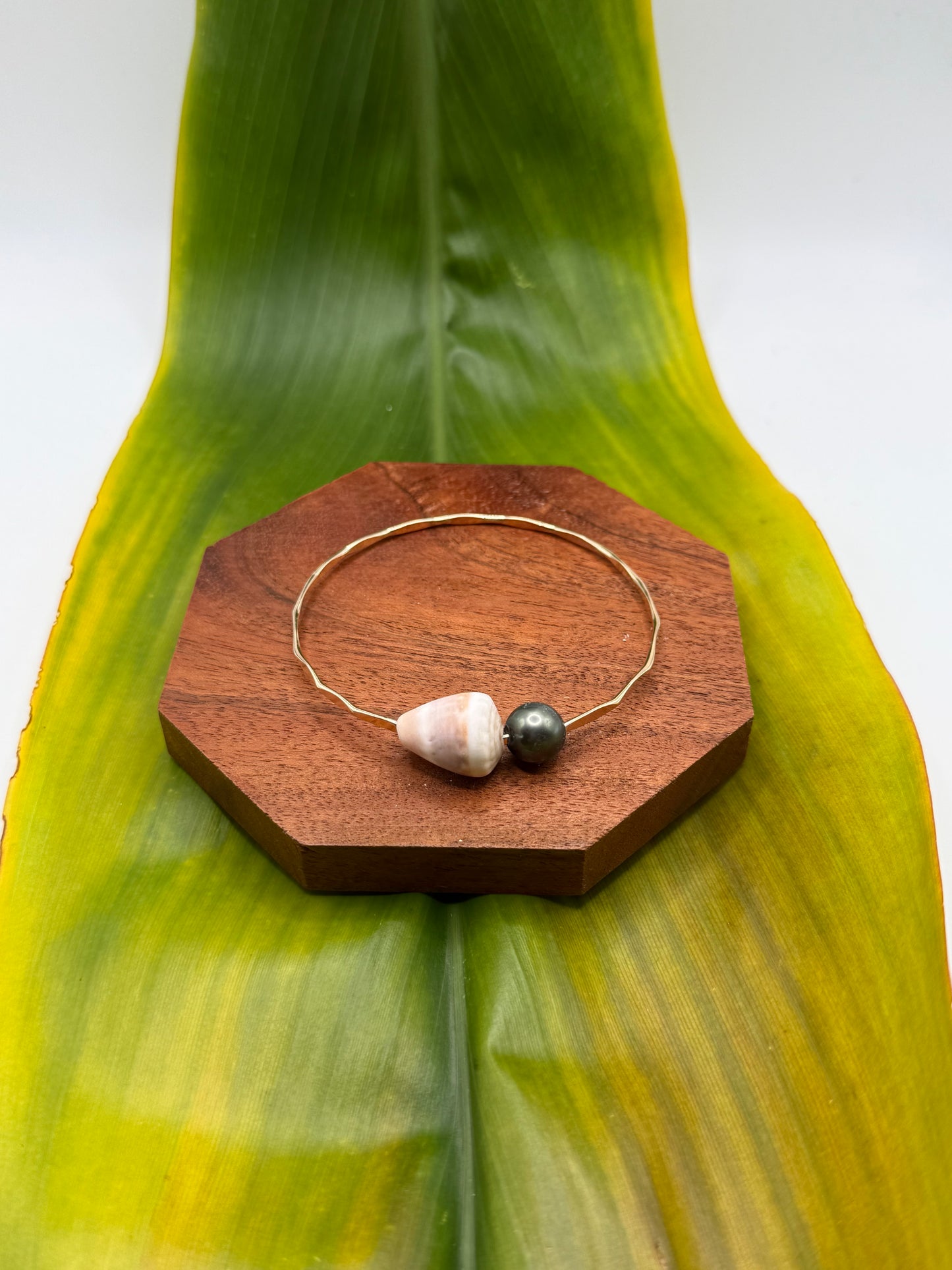 Tahitian Bangle Size 8" Gold Filled