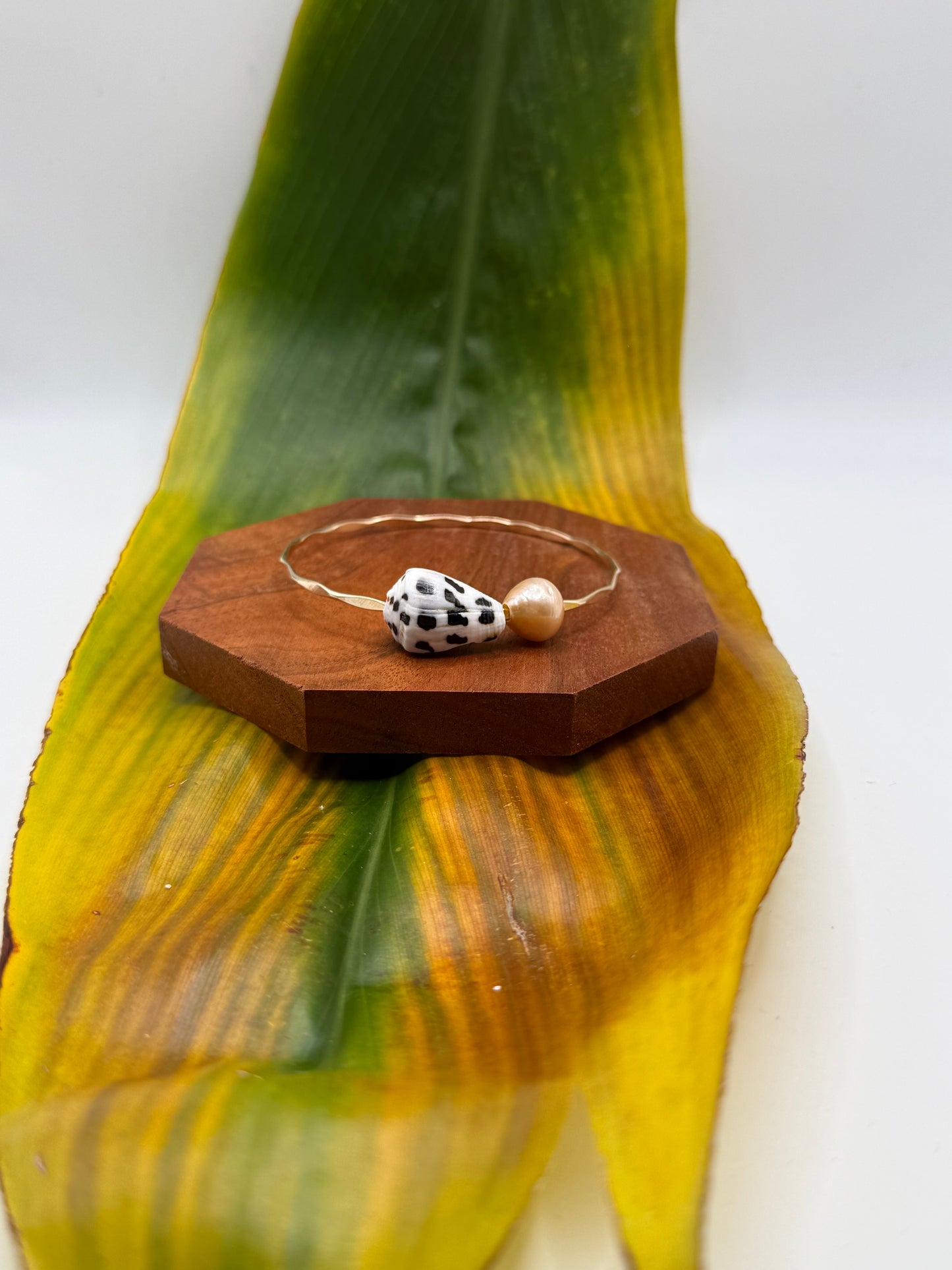 Tahitian Bangle Size 8" Gold Filled