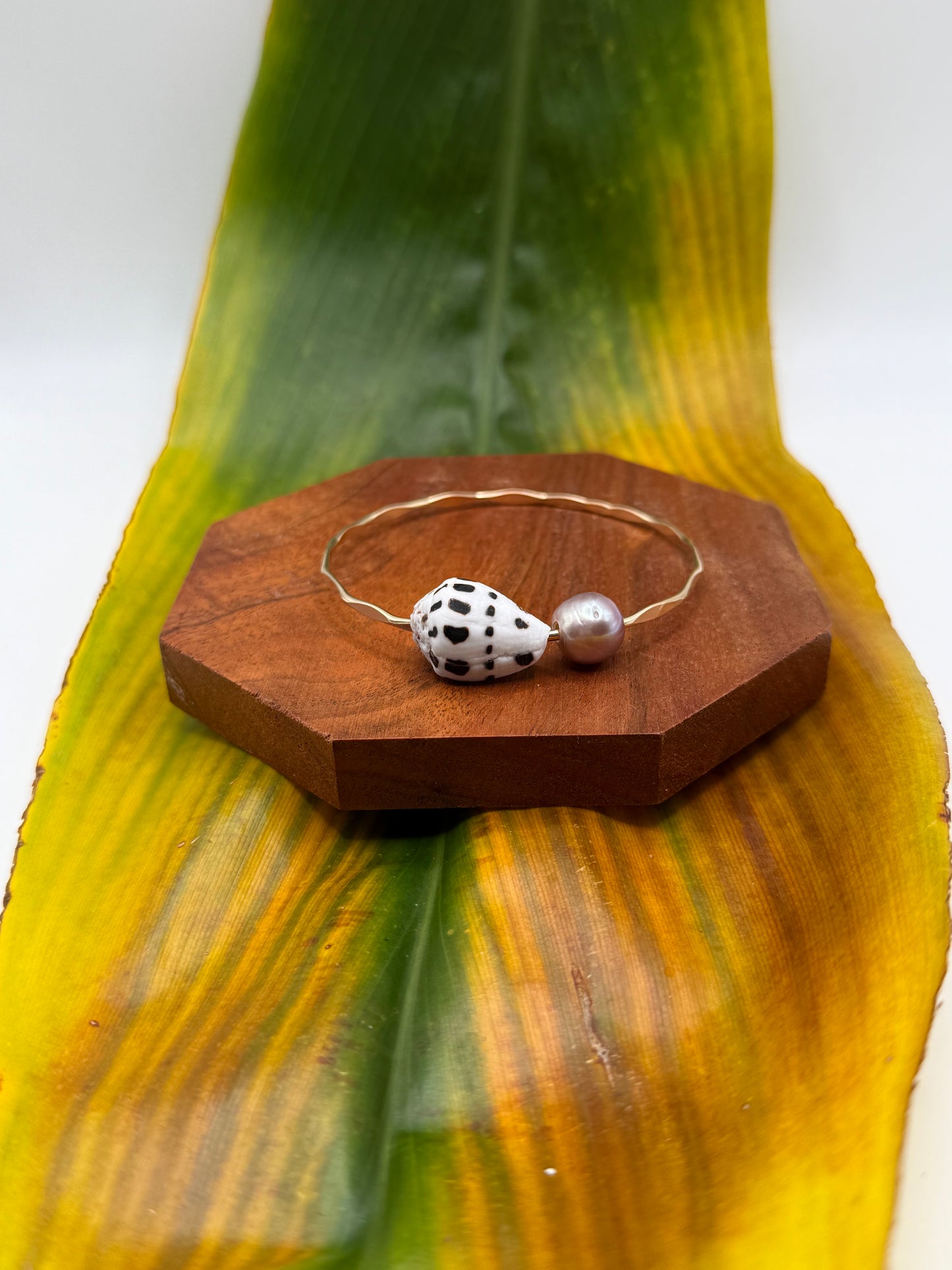 Tahitian Bangle Size 7.5" Gold Filled