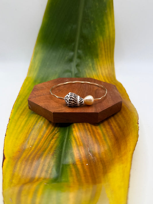 Tahitian Bangle Size 8" Gold Filled