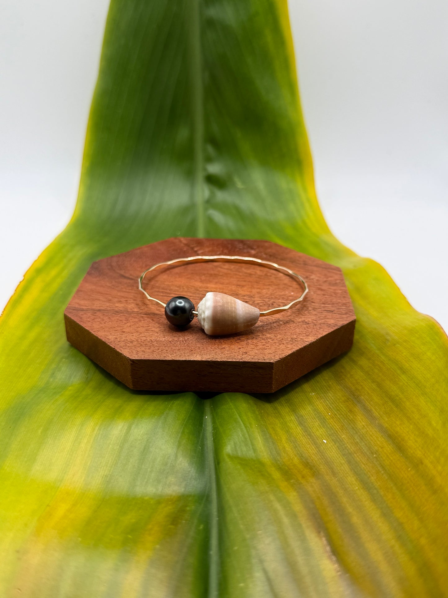 Tahitian Bangle Size 7.5" Gold Filled