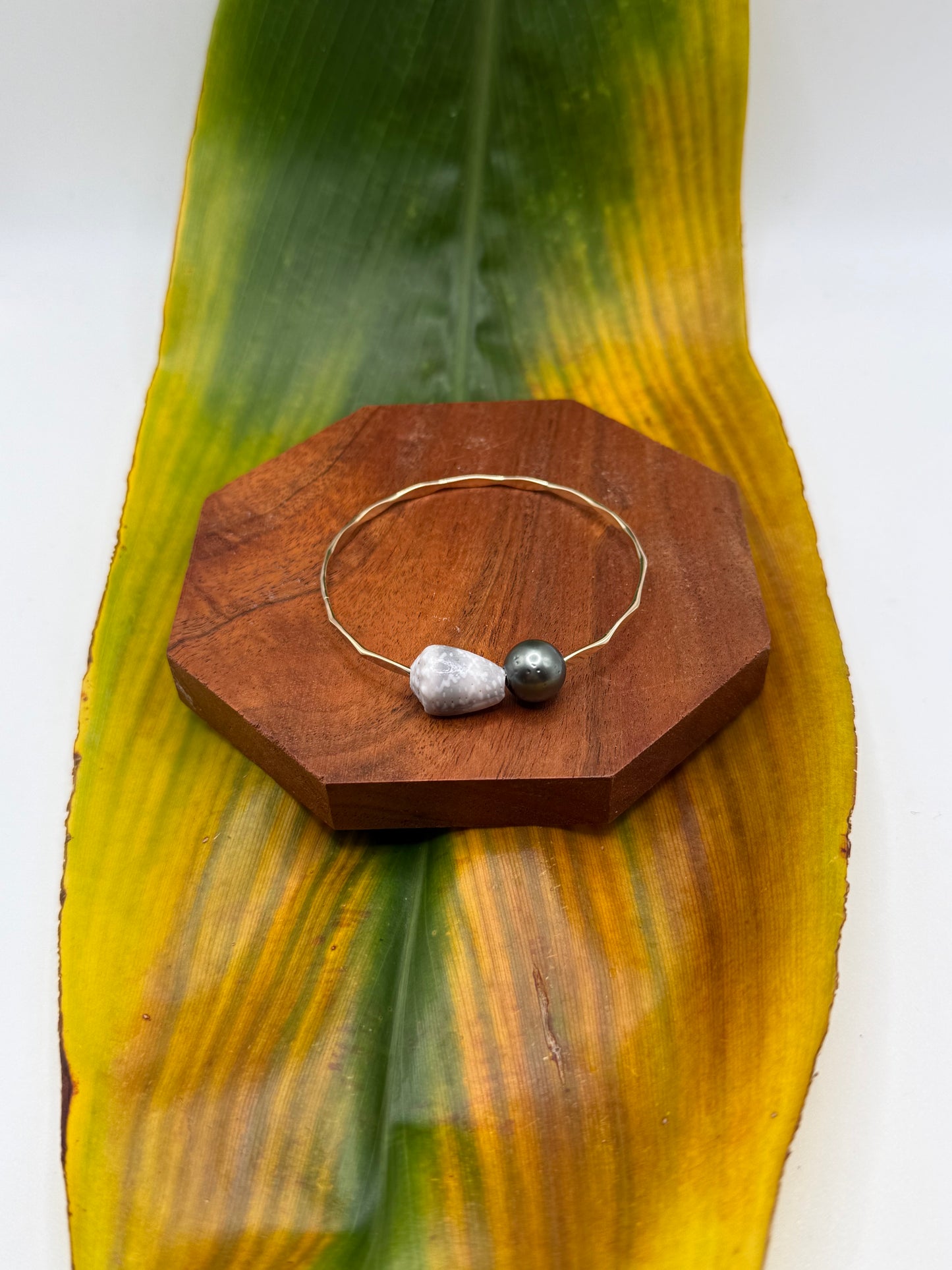 Fiji Bangle Size 7" Gold Filled