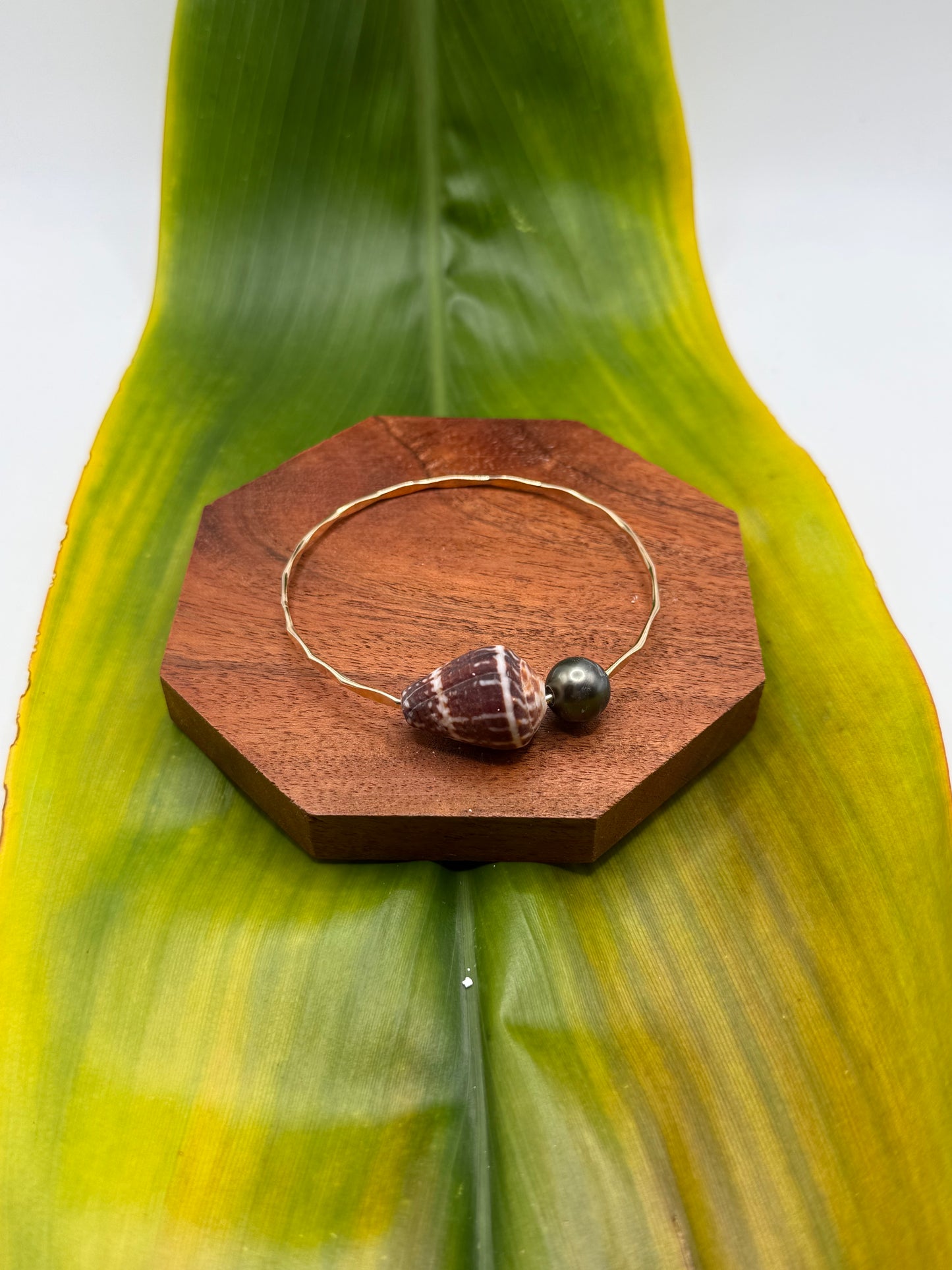 Tahitian Bangle Size 8" Gold Filled