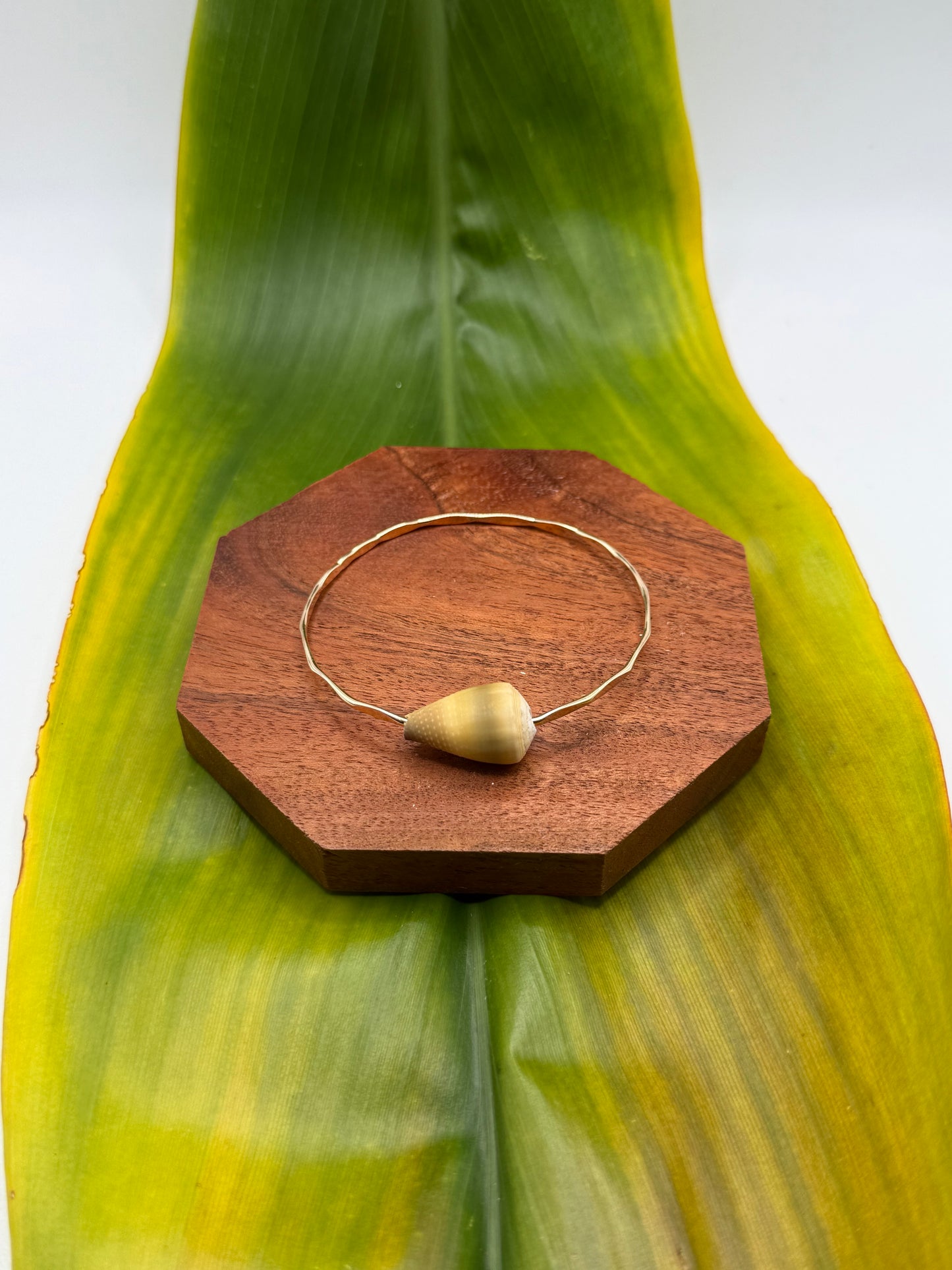 Tahitian Bangle Size 7.5" Gold Filled