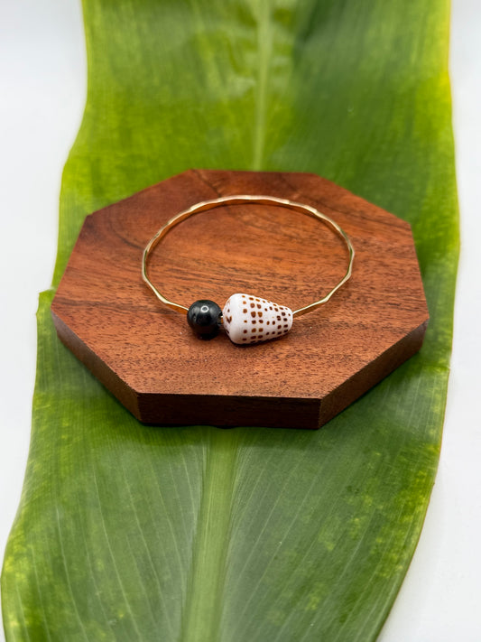 Fiji Bangle Size 7.5" Gold Filled