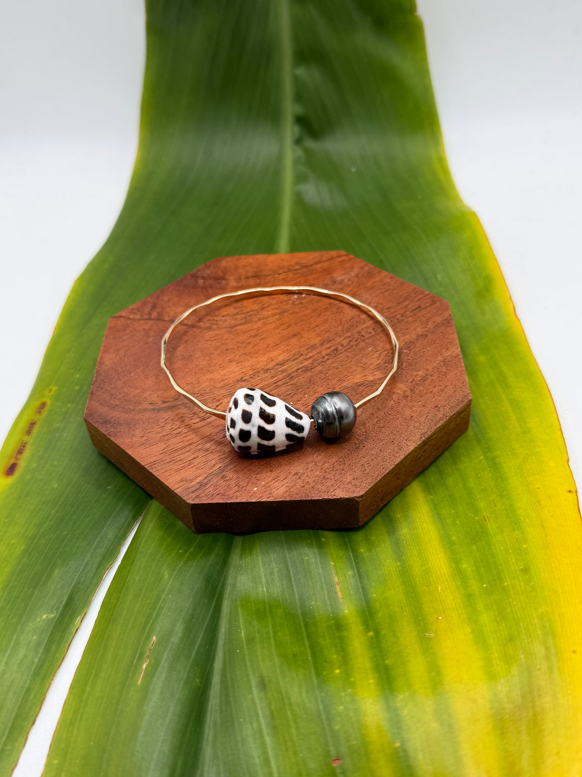 Tahitian Bangle Size 8" Gold Filled