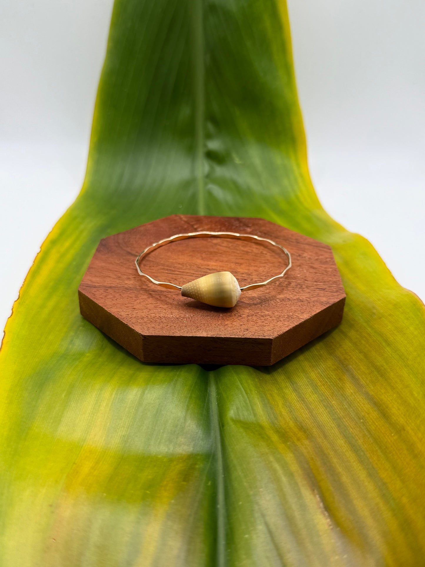 Tahitian Bangle Size 7.5" Gold Filled