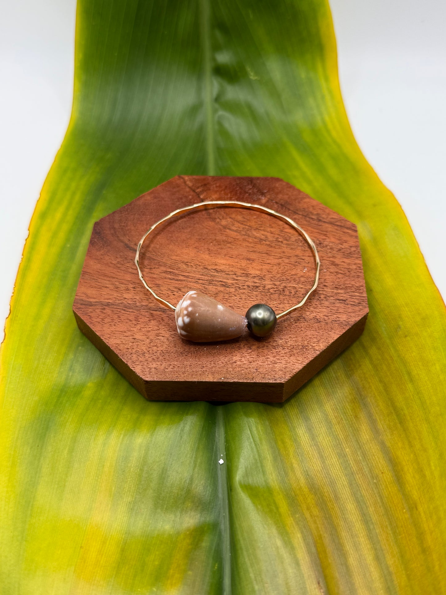 Tahitian Bangle Size 8" Gold Filled