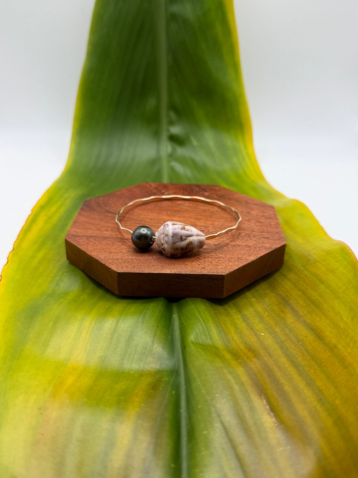 Tahitian Bangle Size 7.5" Gold Filled