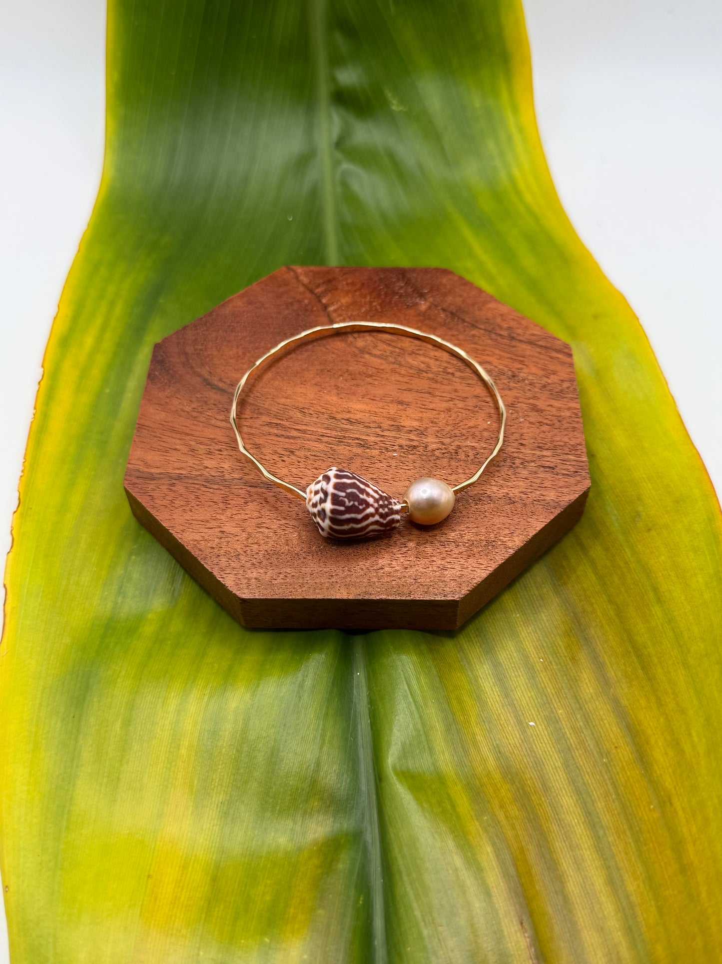 Tahitian Bangle Size 7.5" Gold Filled