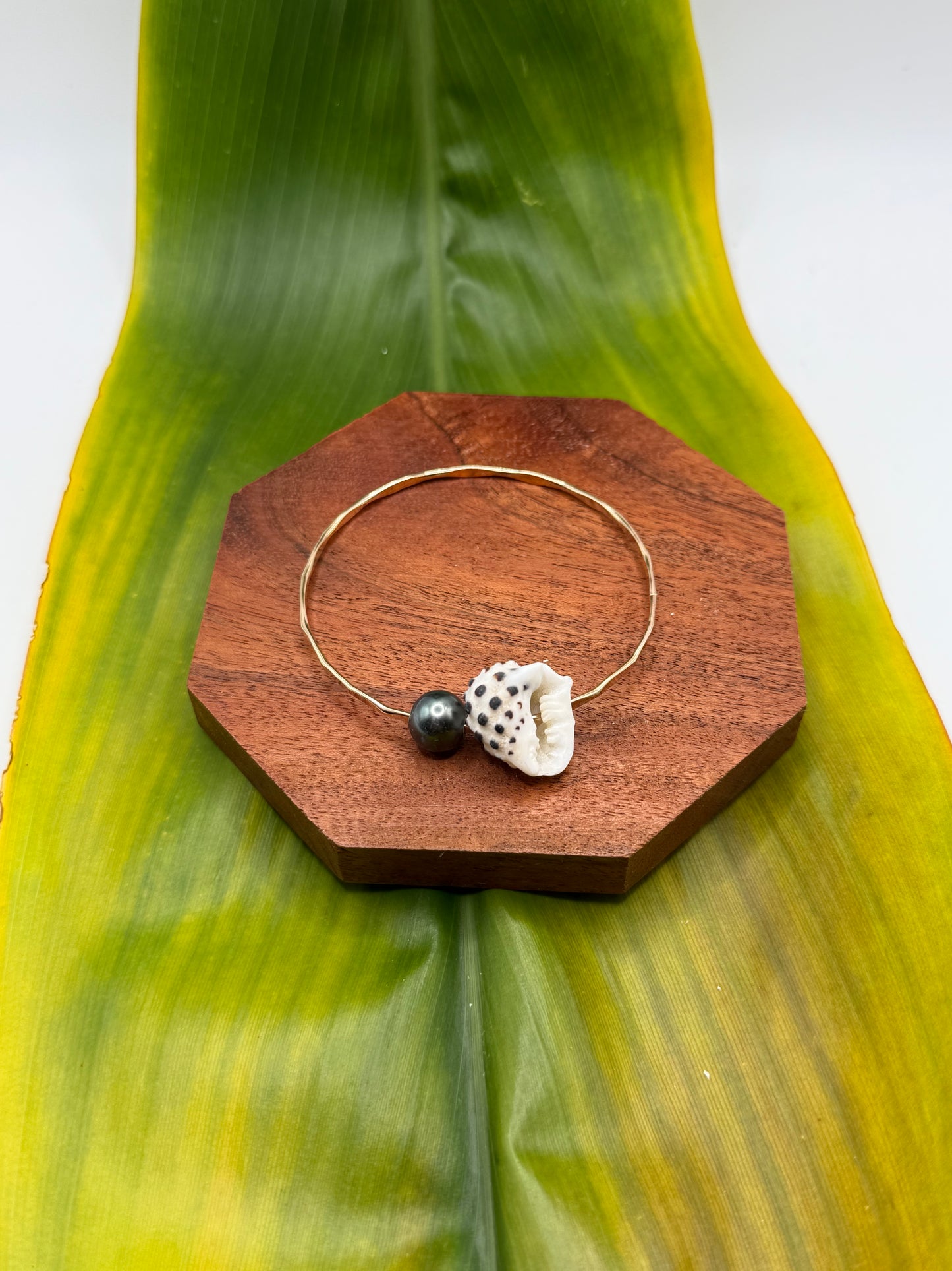 Tahitian Bangle Size 7.5" Gold Filled