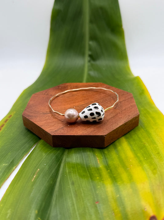 Tahitian Bangle Size 8" Gold Filled