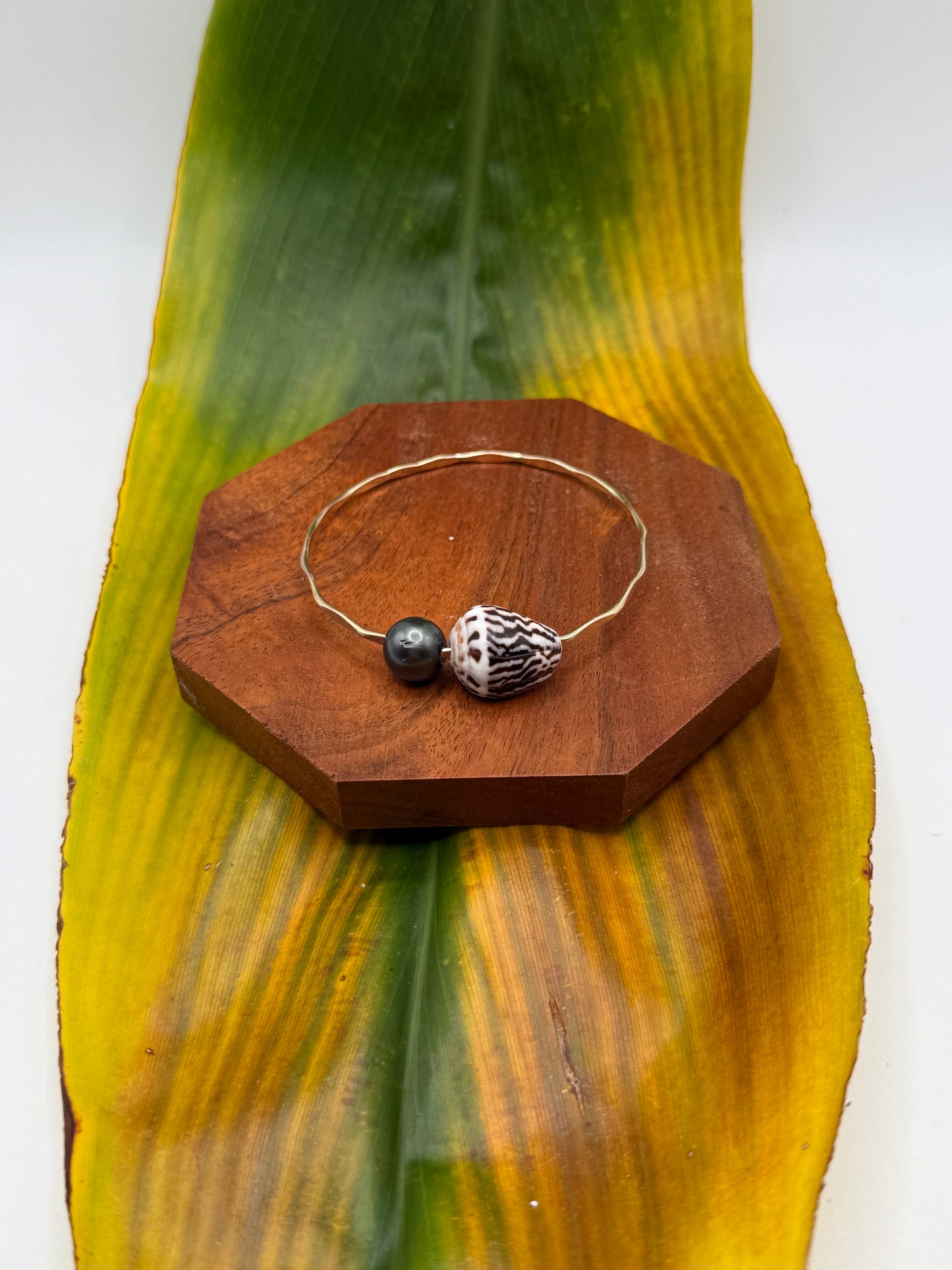 Tahitian Bangle Size 7.5" Gold Filled