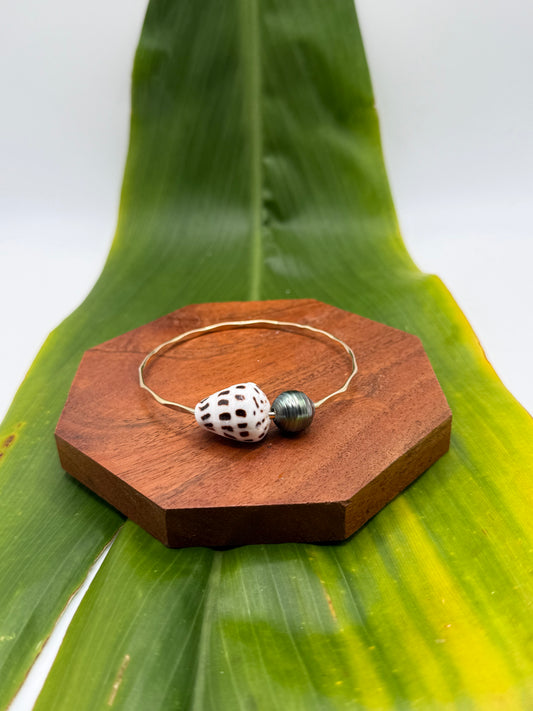 Tahitian Bangle Size 7.5" Gold Filled