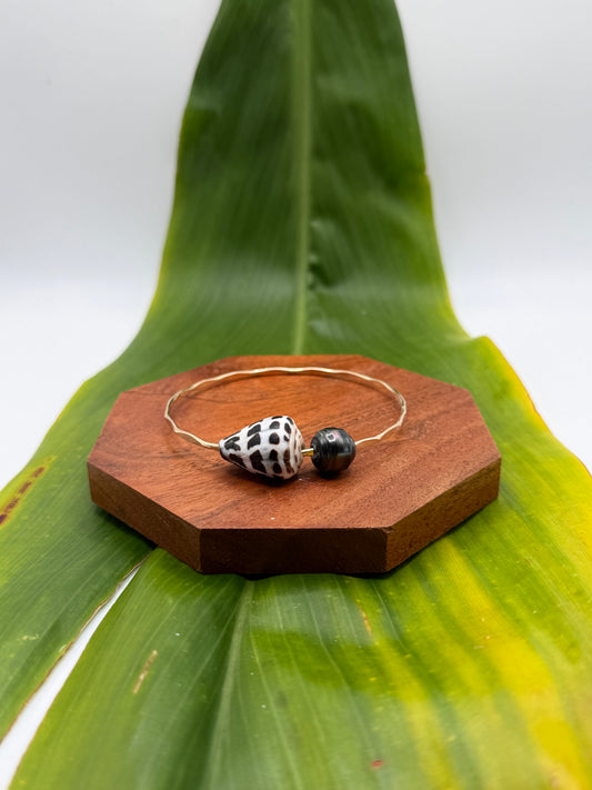 Tahitian Bangle Size 8" Gold Filled