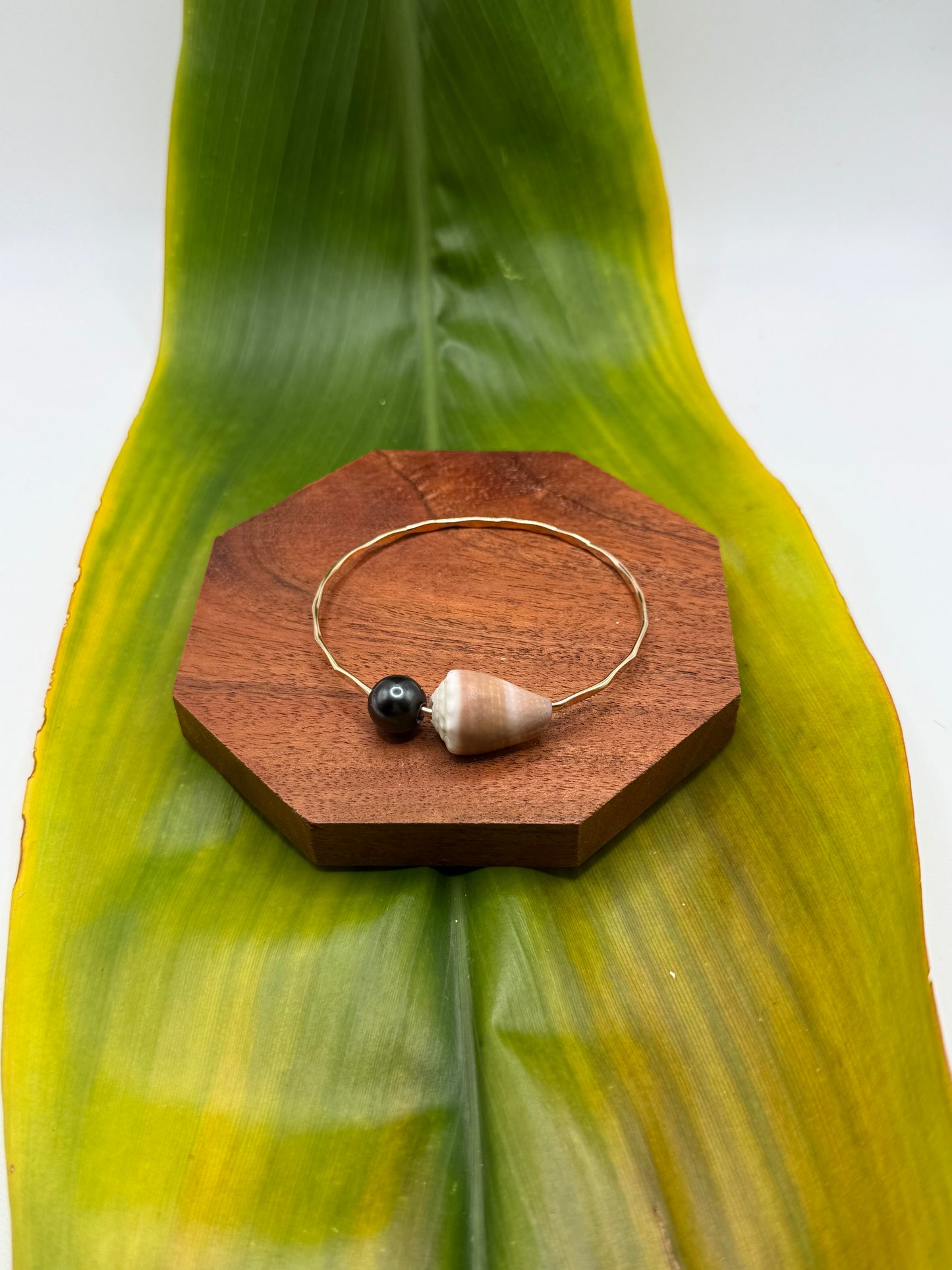 Tahitian Bangle Size 7.5" Gold Filled