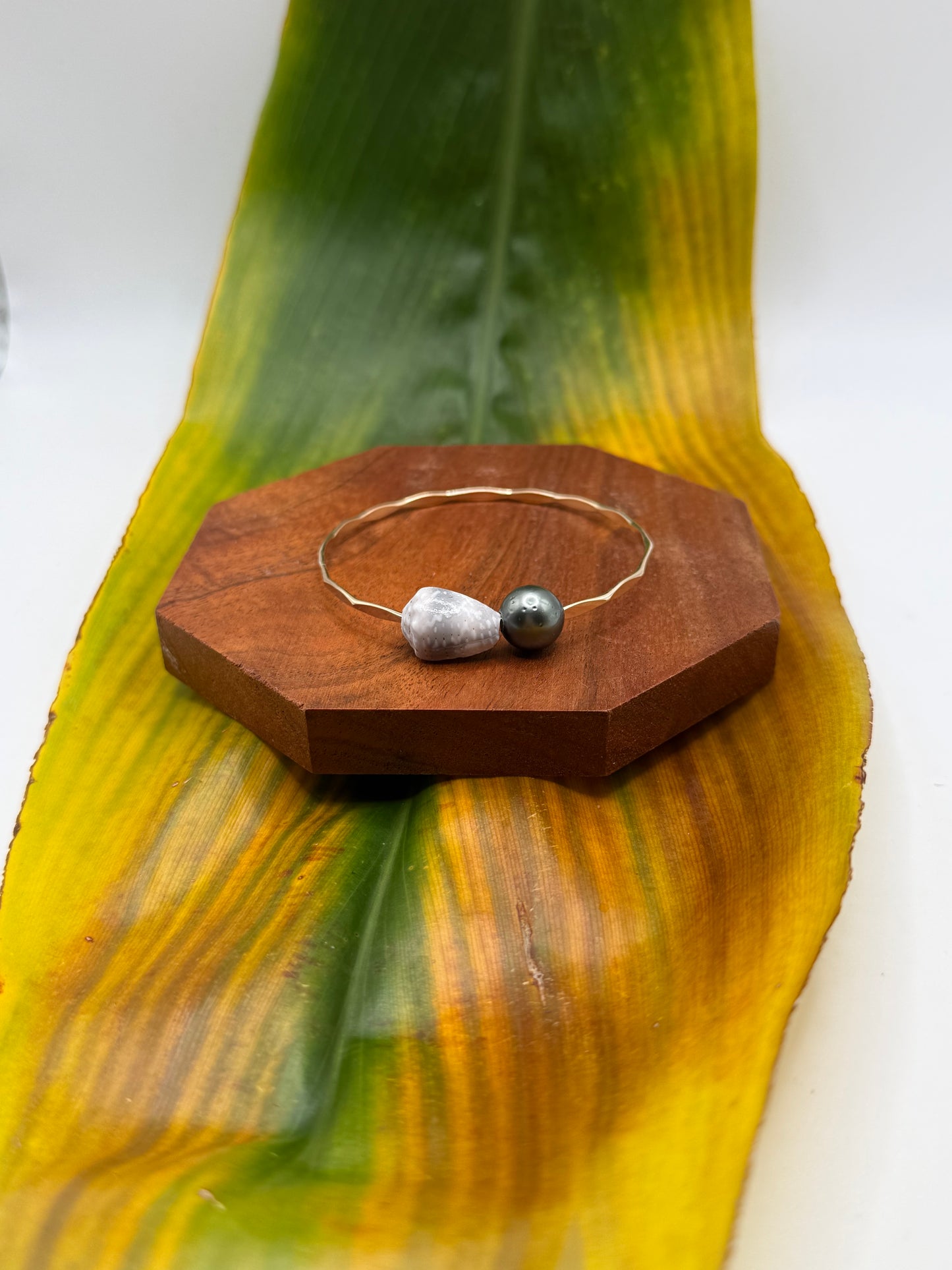 Fiji Bangle Size 7" Gold Filled