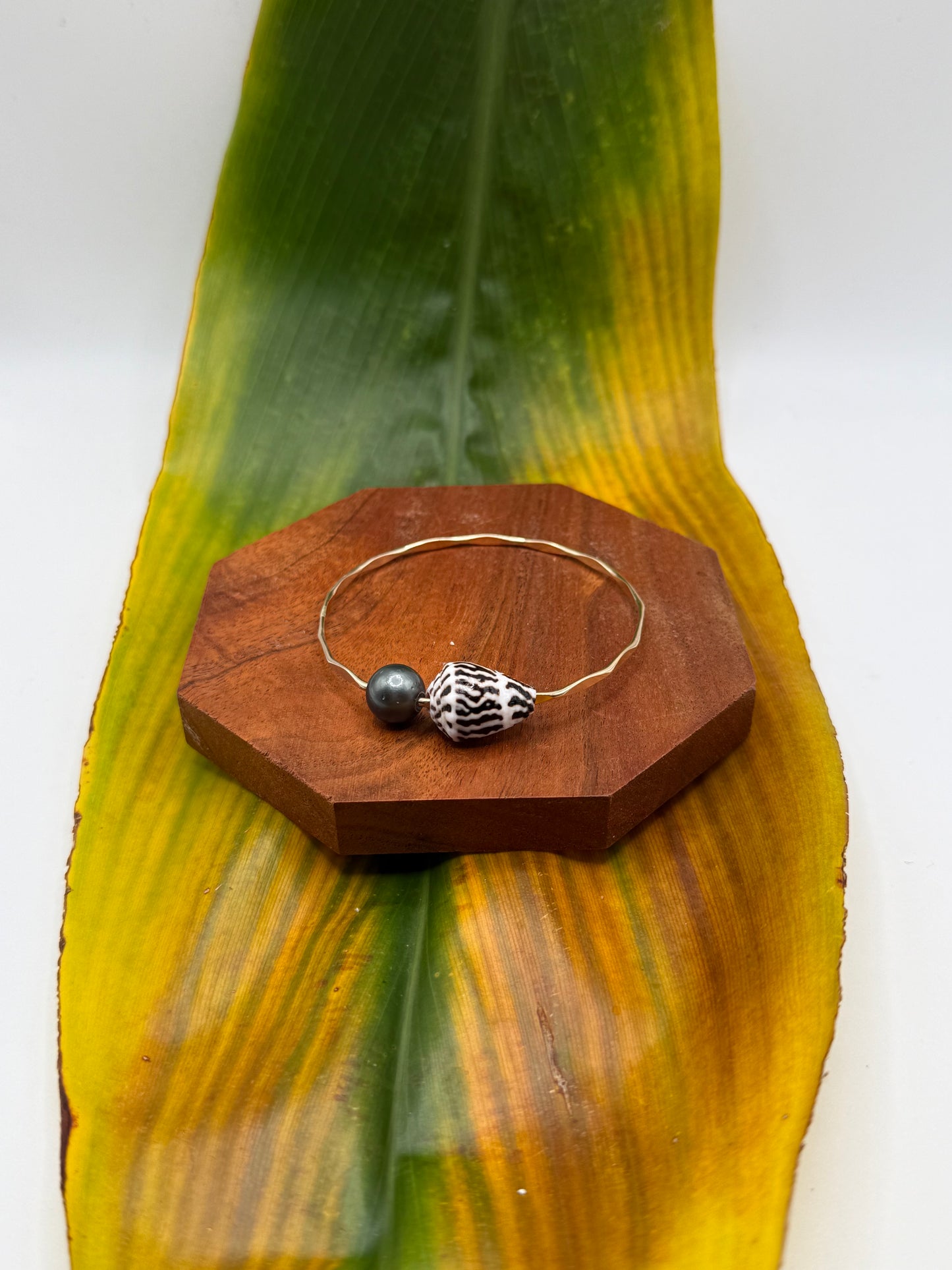 Tahitian Bangle Size 7.5" Gold Filled