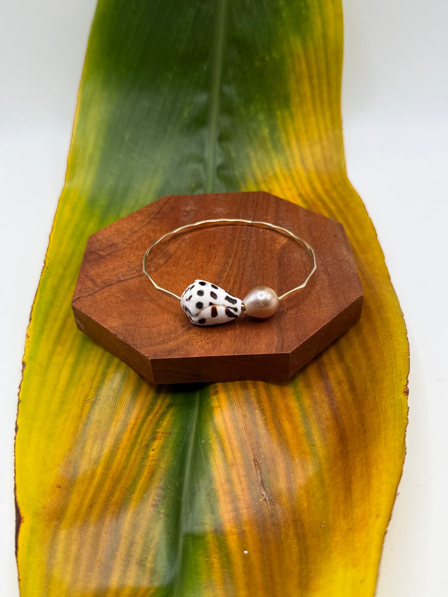 Tahitian Bangle Size 7.5" Gold Filled