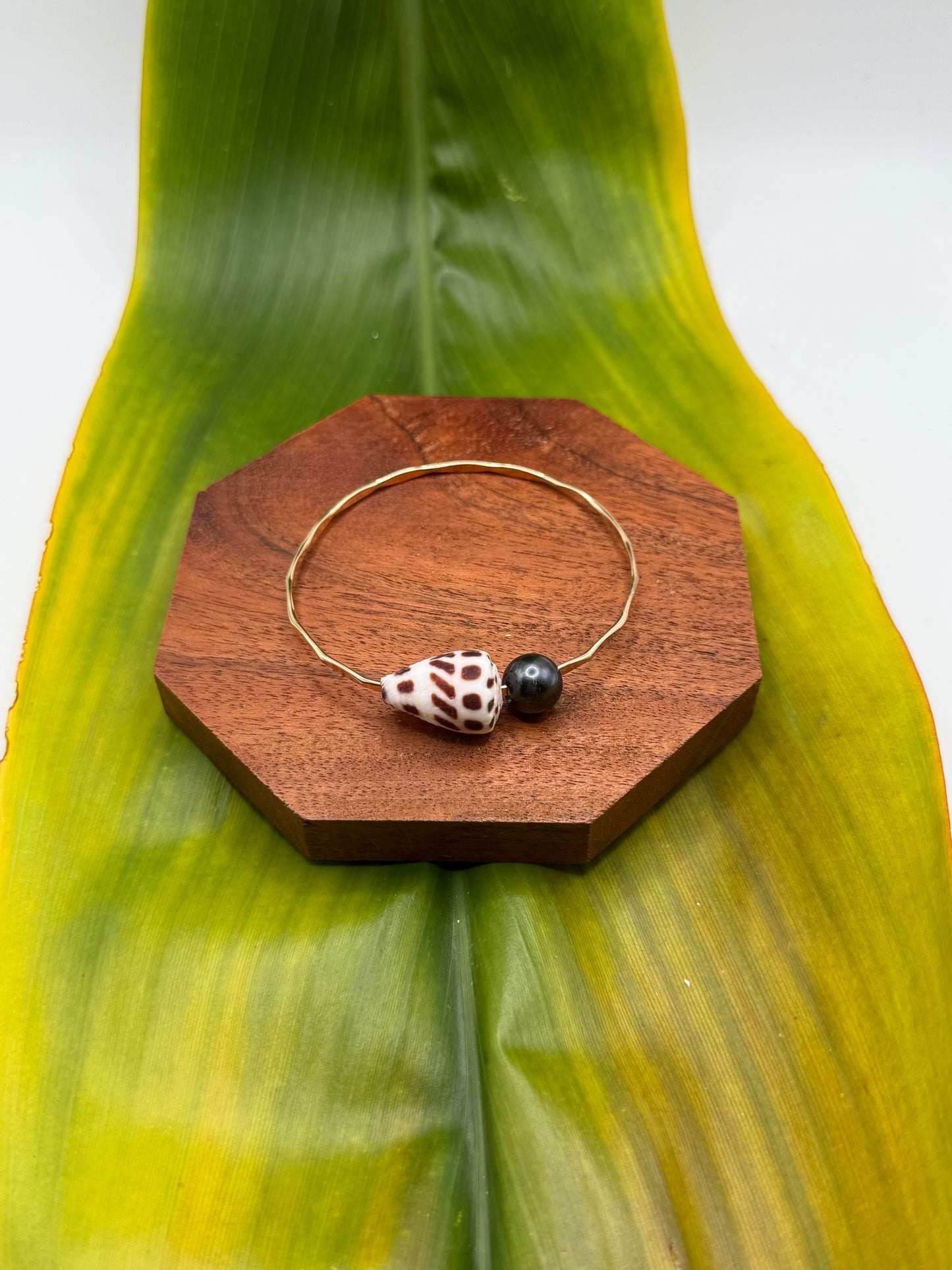 Tahitian Bangle Size 7.5" Gold Filled