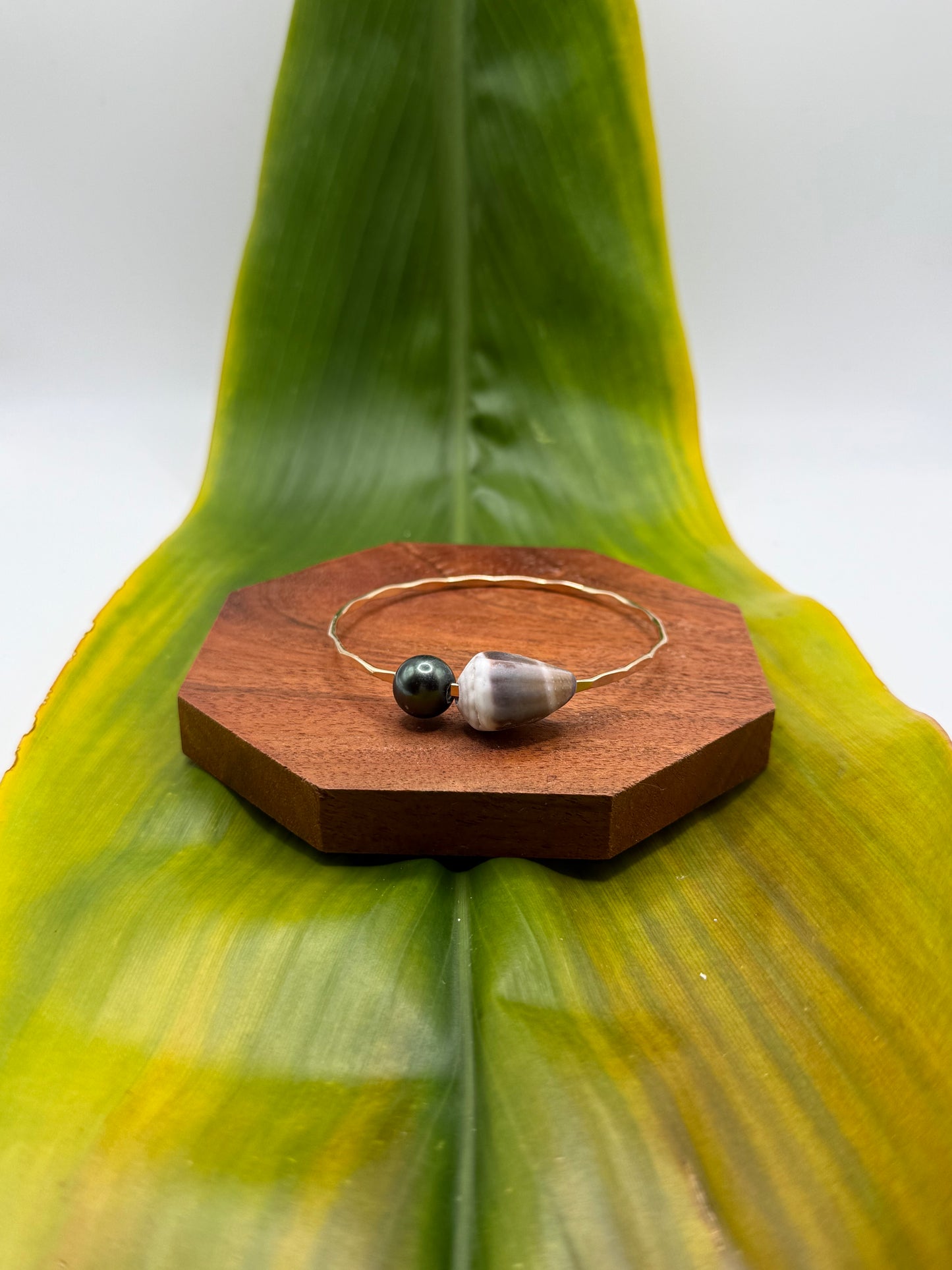 Tahitian Bangle Size 7.5" Gold Filled