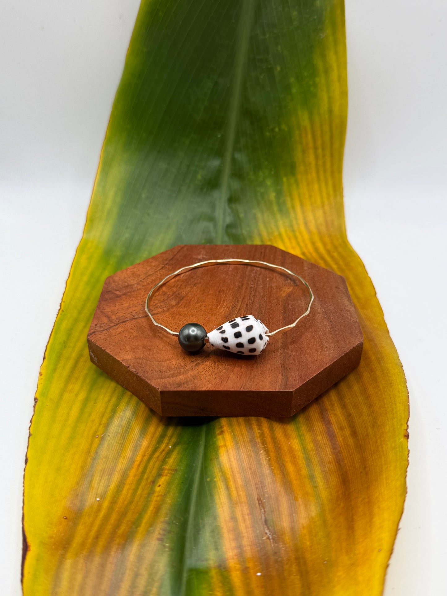 Tahitian Bangle Size 8" Gold Filled