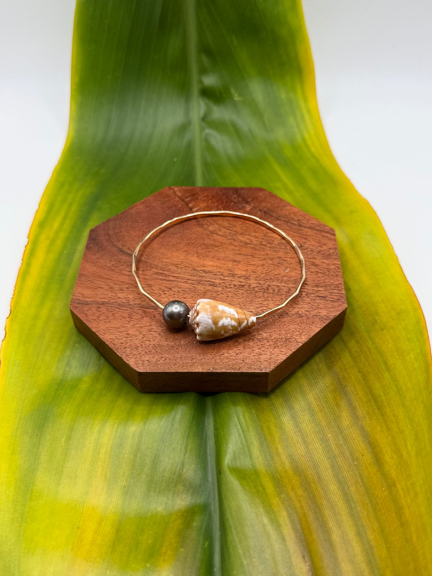 Tahitian Bangle Size 8" Gold Filled