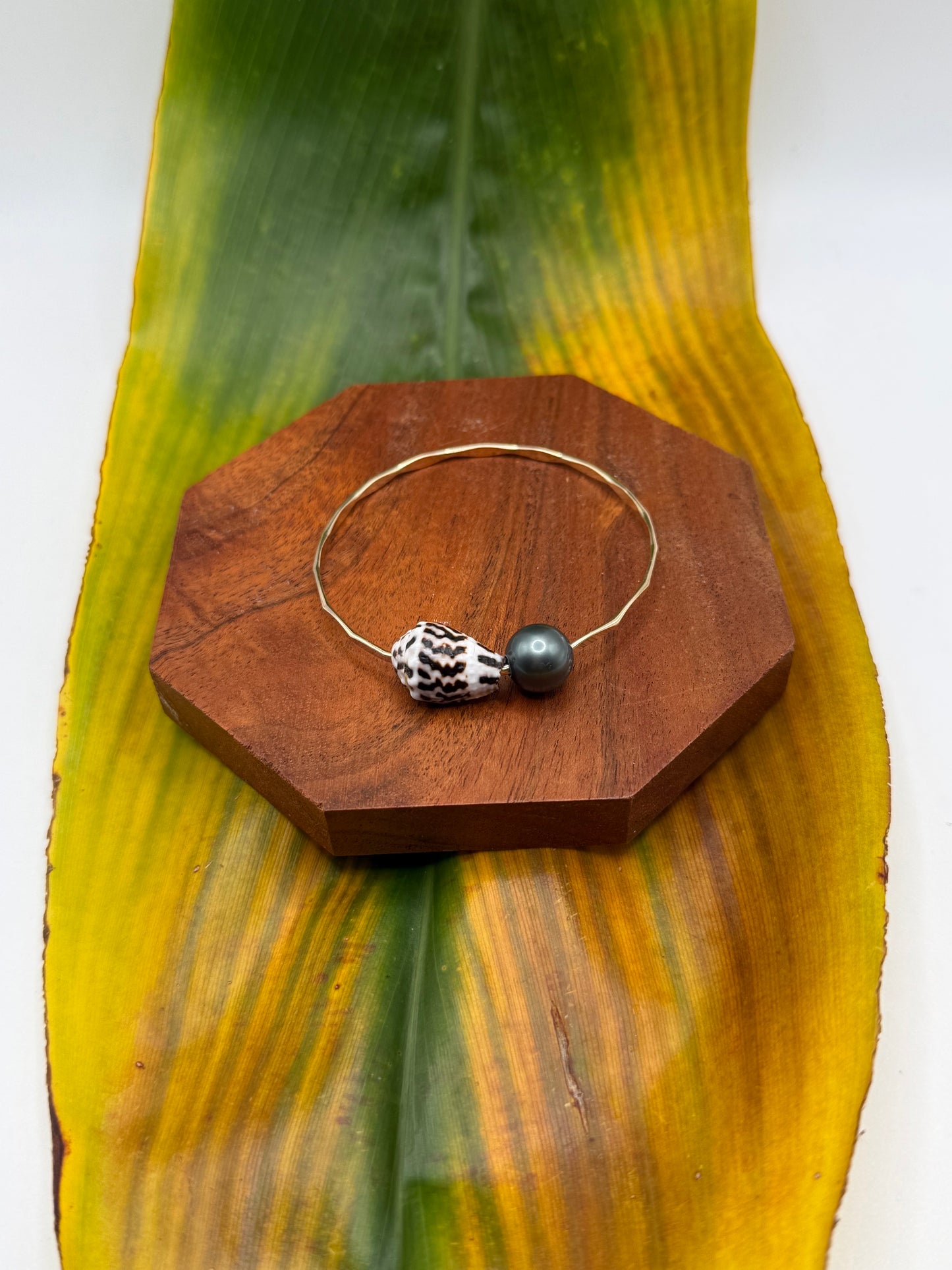 Tahitian Bangle Size 7" Gold Filled