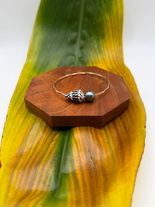 Tahitian Bangle Size 7" Gold Filled