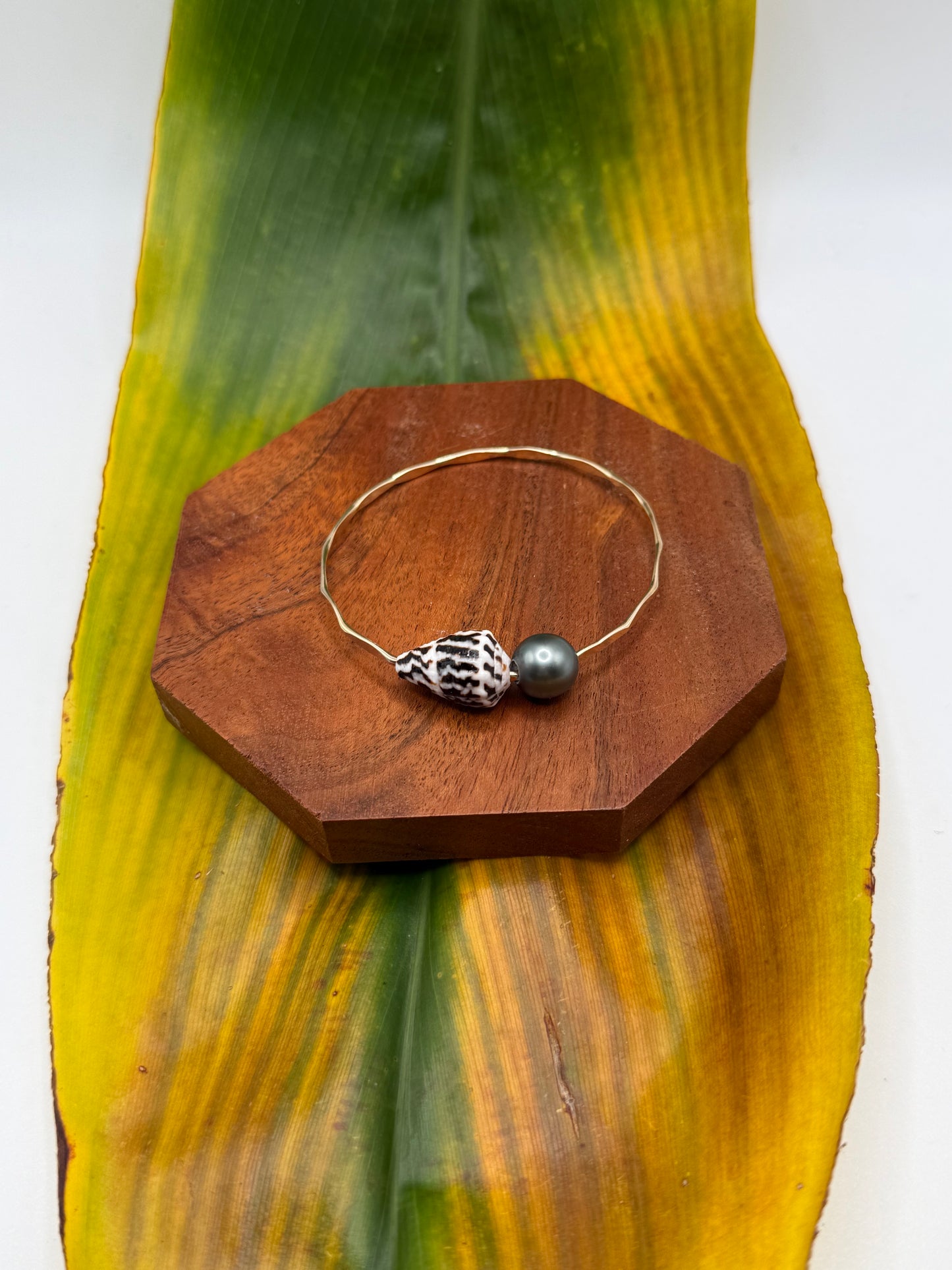 Tahitian Bangle Size 7" Gold Filled