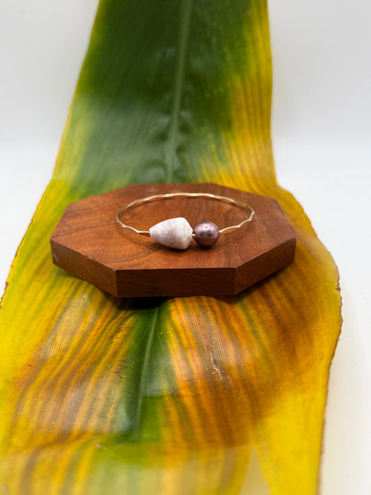 Fiji Bangle Size 7.5" Gold Filled