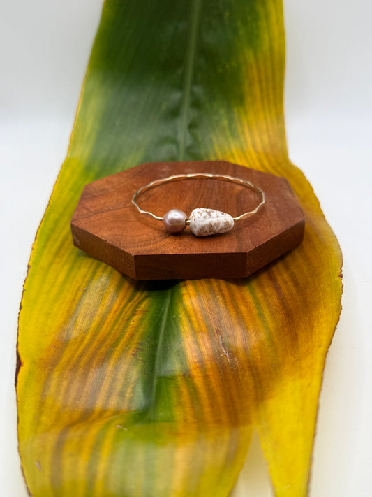 Fiji Bangle Size 7.5" Gold Filled