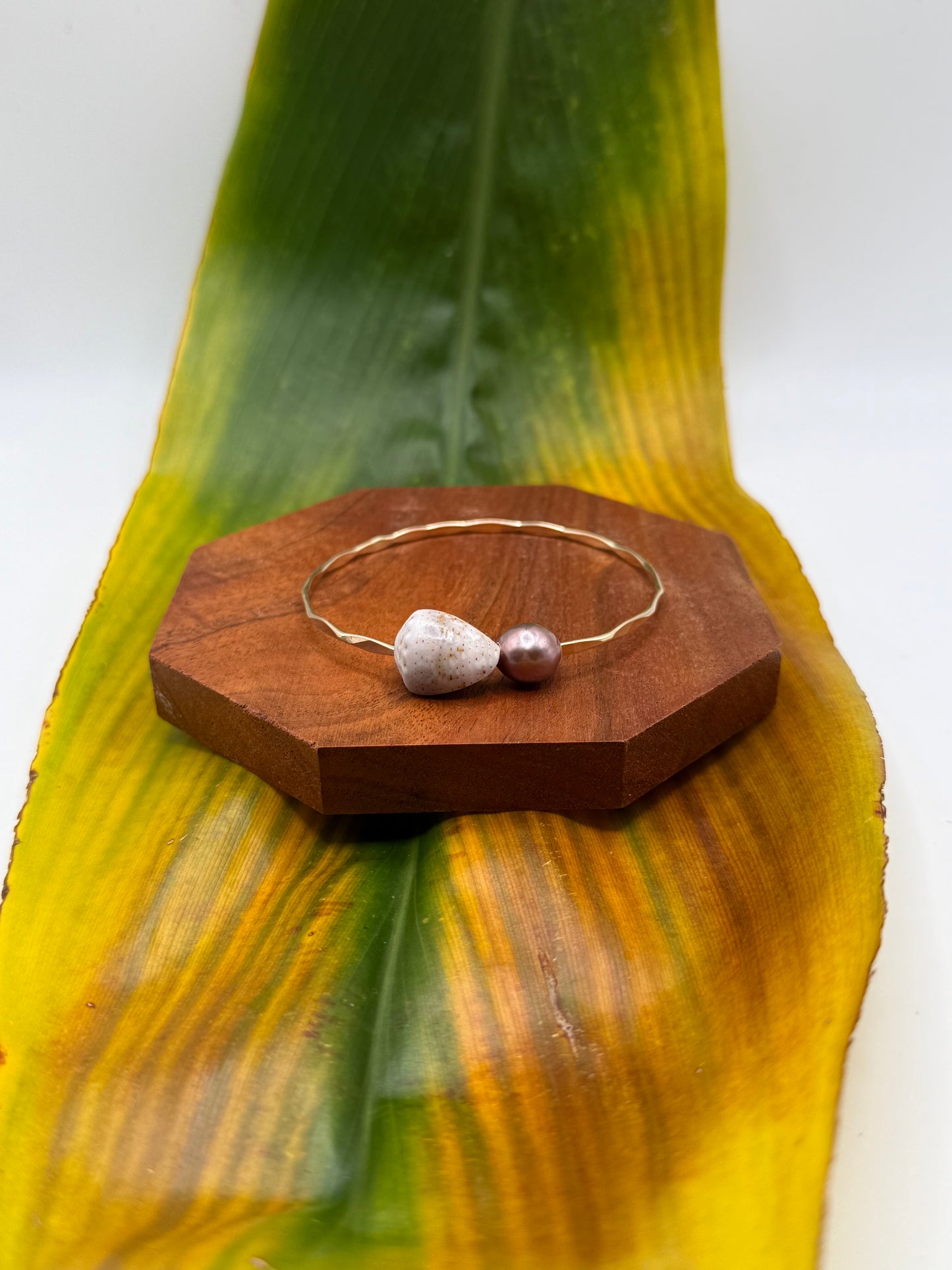 Fiji Bangle Size 7.5" Gold Filled